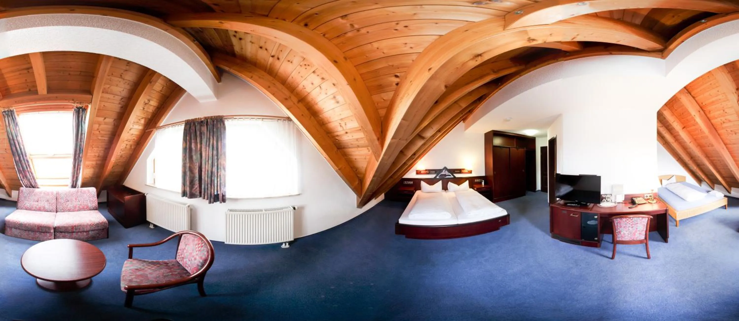 Photo of the whole room in Hotel Waldhorn