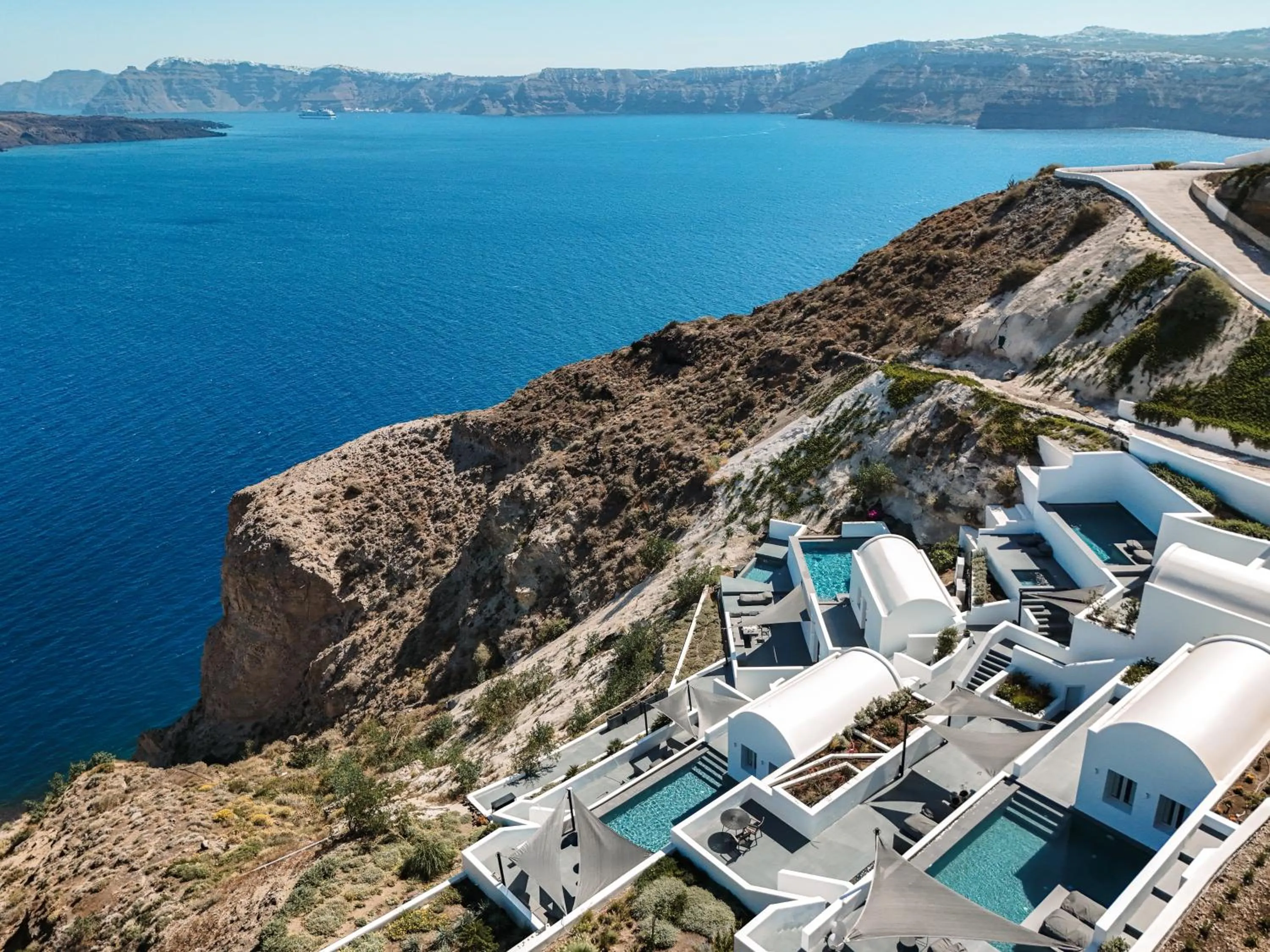 Property building in Santonero