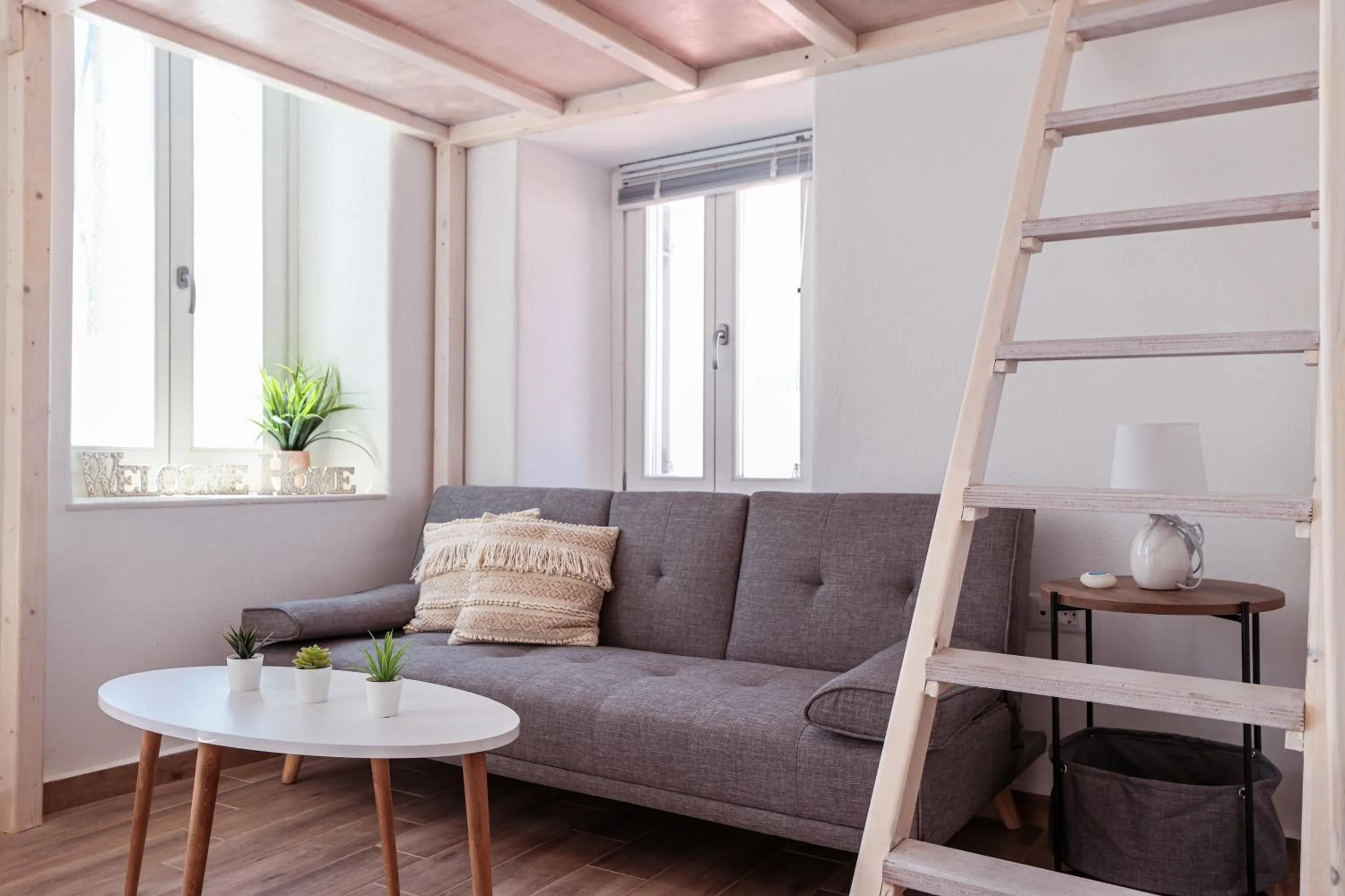 Living room in Whitelist Maisonette I and II in Mykonos Town