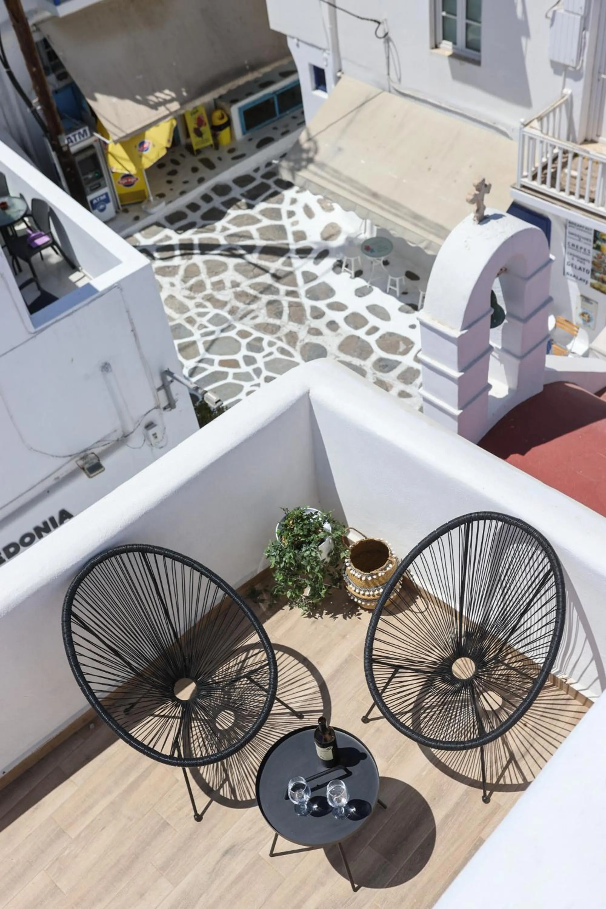 Property building in Whitelist Maisonette I and II in Mykonos Town