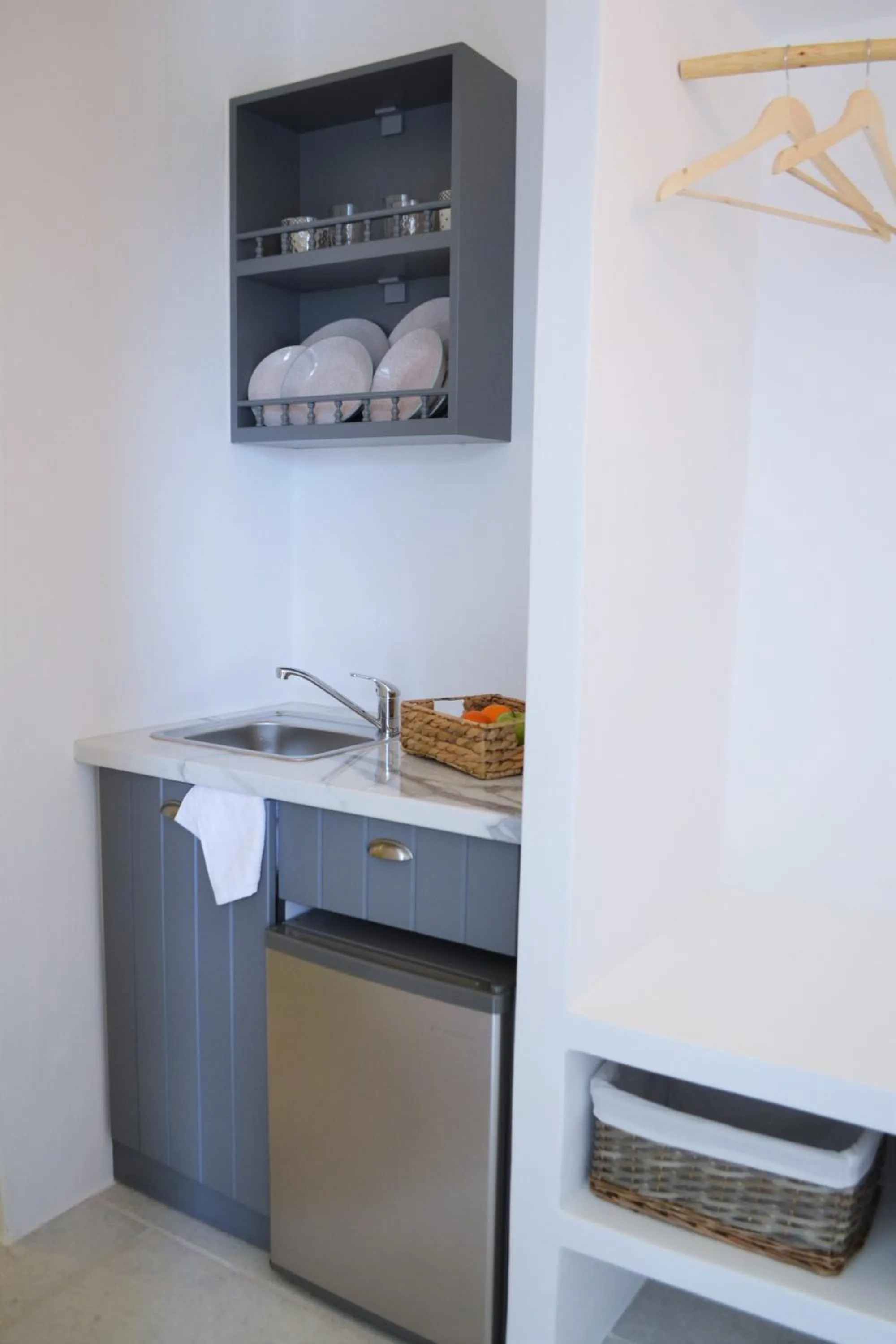 Kitchen or kitchenette in Krotiri View Paros