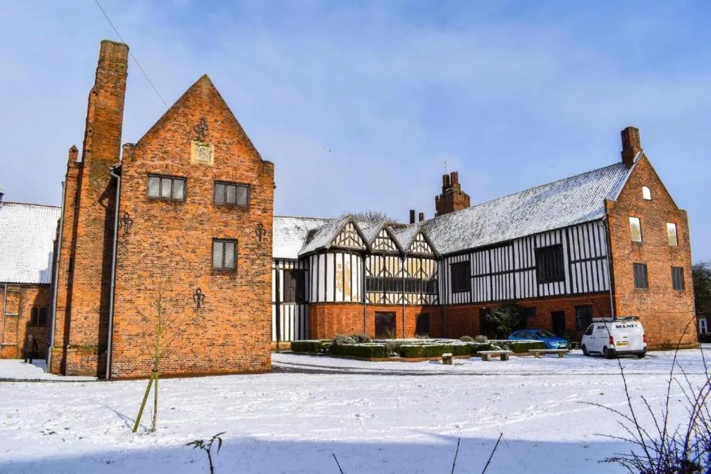 Neighbourhood in White Hart Hotel