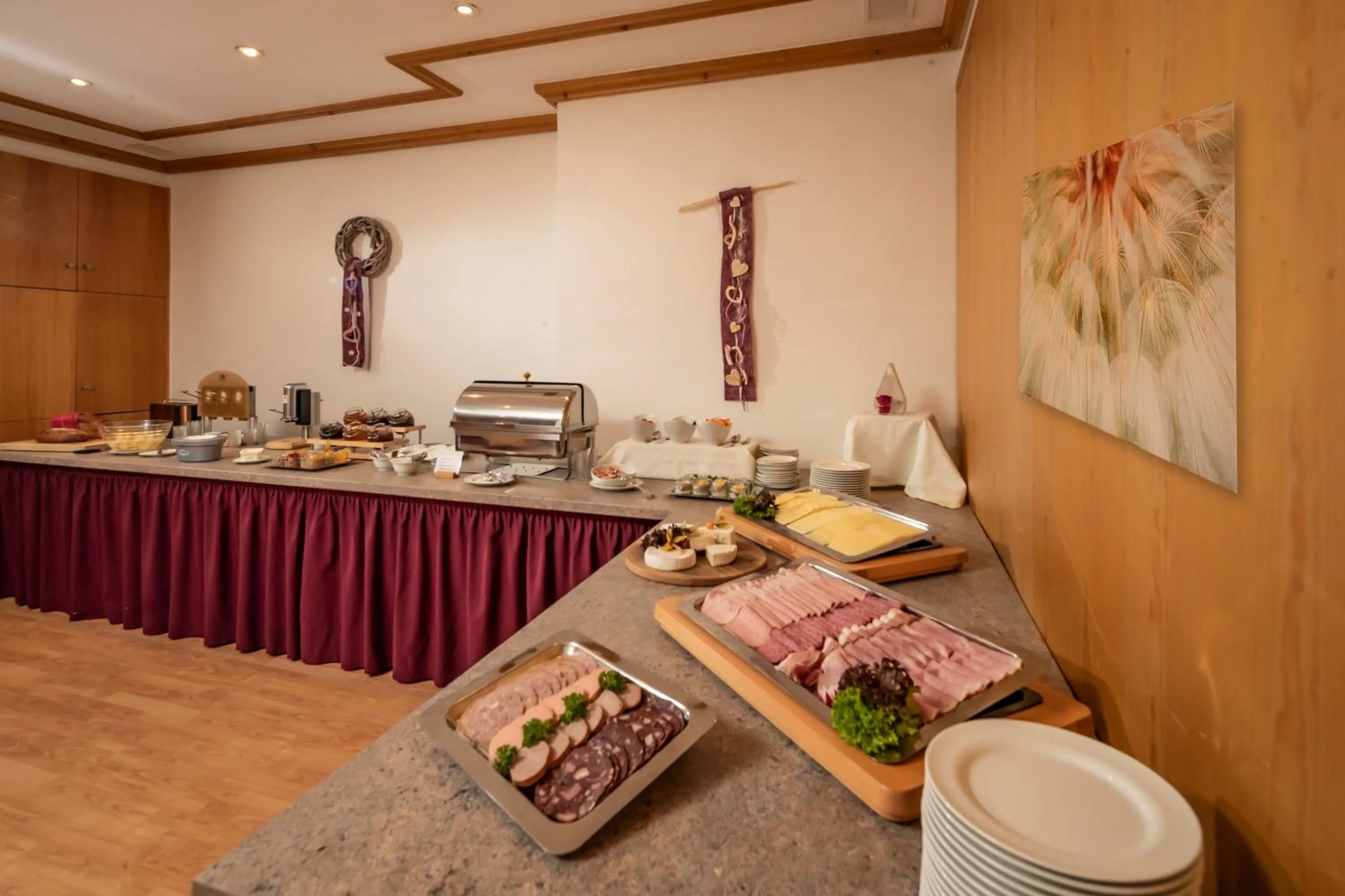 Breakfast in PANORAMA Hotel Heimbuchenthal