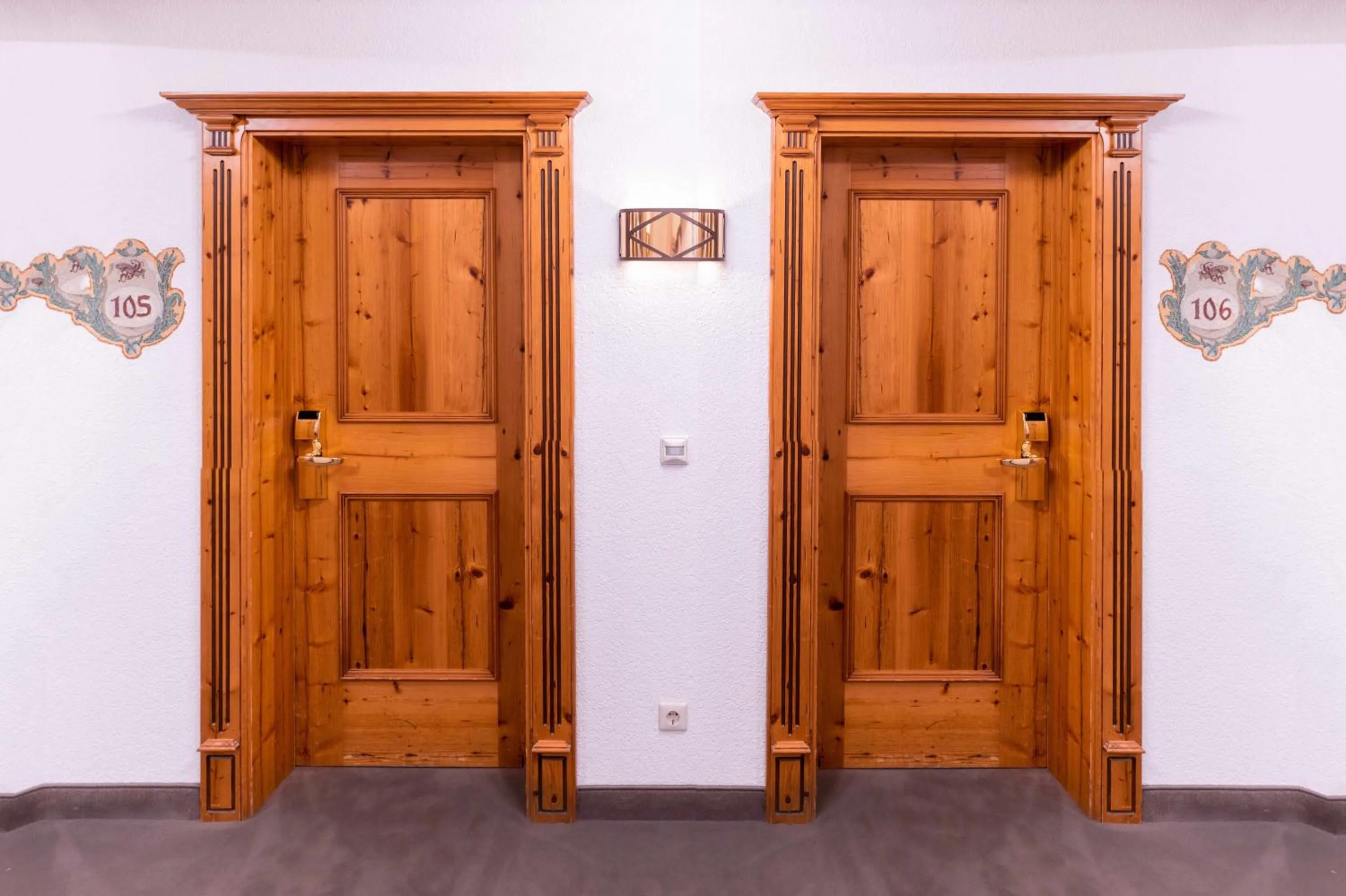 Photo of the whole room in Hotel-Restaurant Kreuzberghof Tagungs- und Veranstaltungshotel