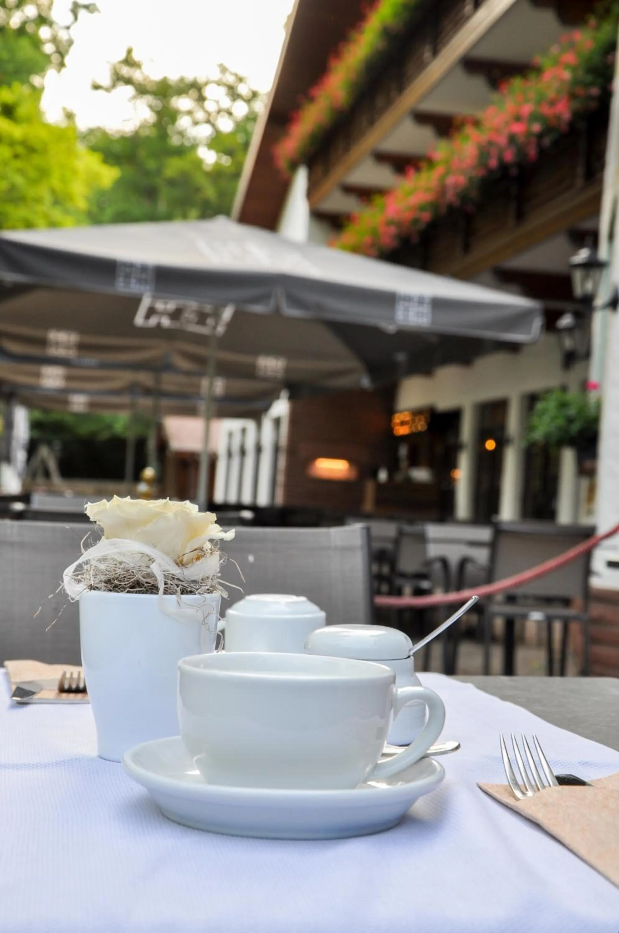 Restaurant/places to eat in Hotel-Restaurant Kreuzberghof Tagungs- und Veranstaltungshotel