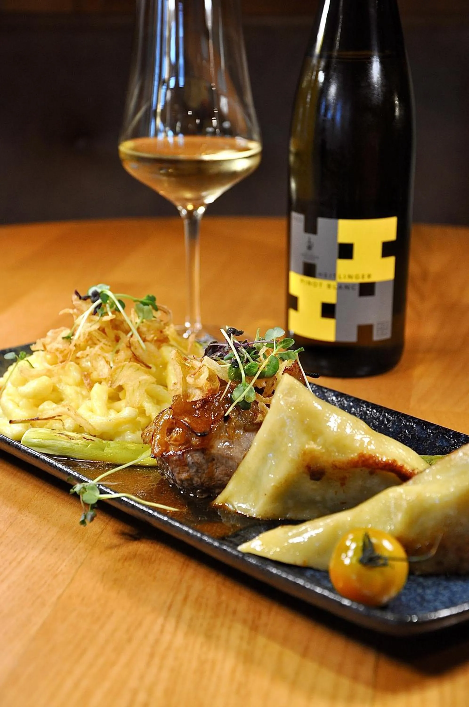 Restaurant/places to eat in Hotel-Restaurant Kreuzberghof Tagungs- und Veranstaltungshotel