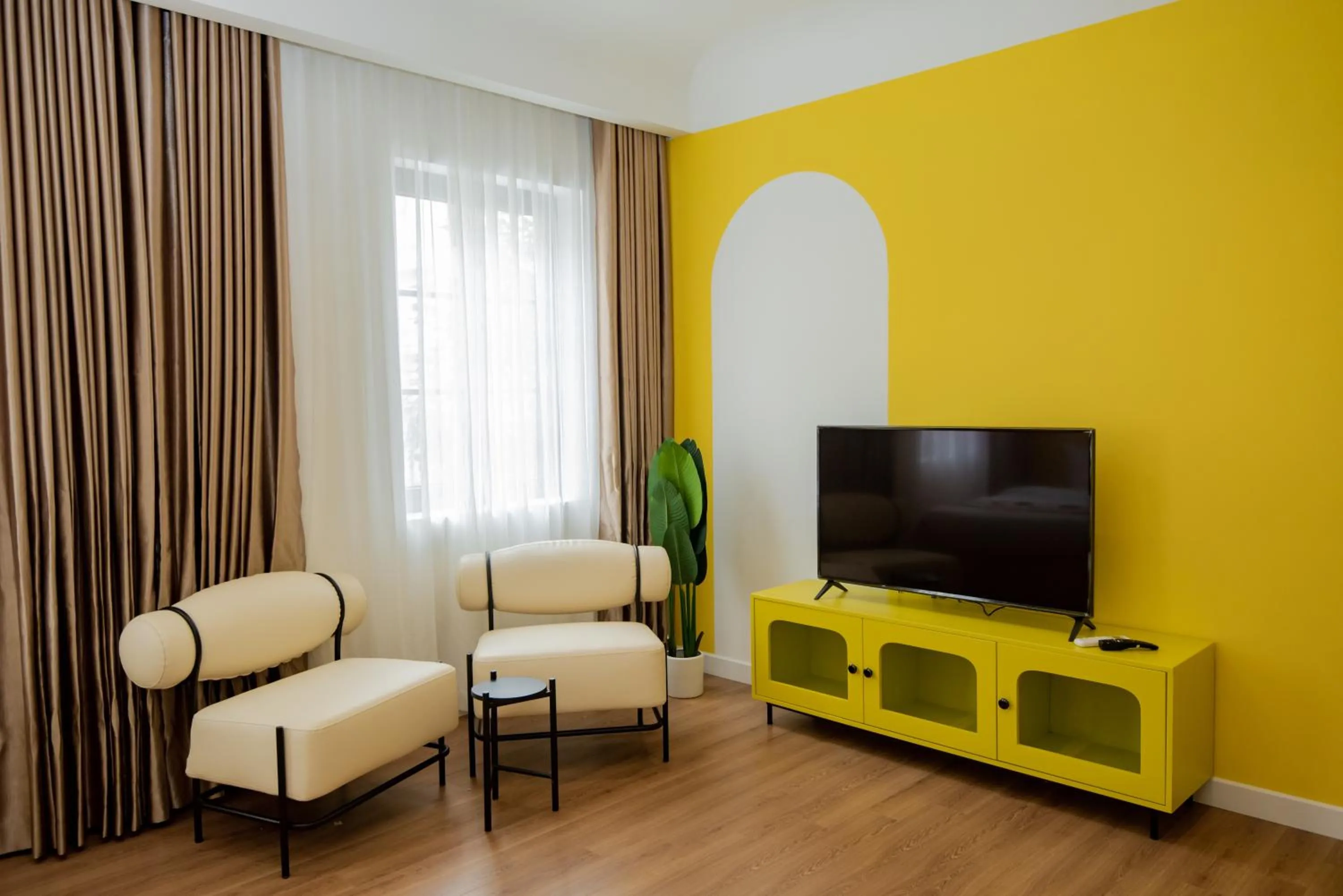 Living room in Palette Collect's Boutique Hotel Ha Long