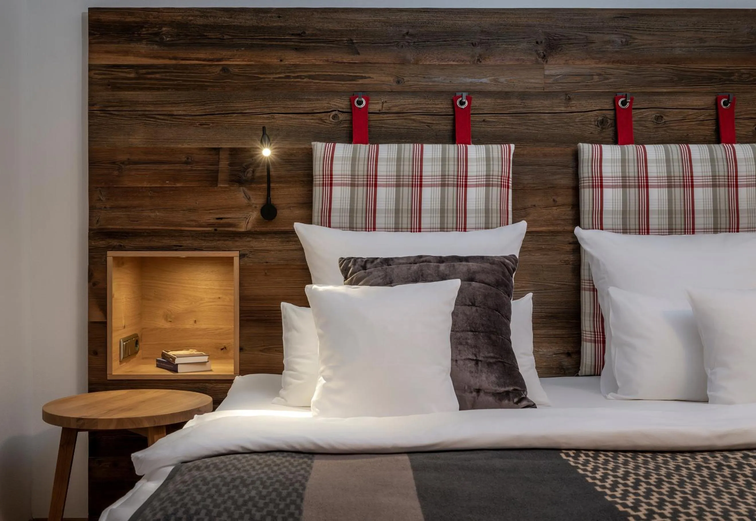 Staff, Bed in Hotel Franks