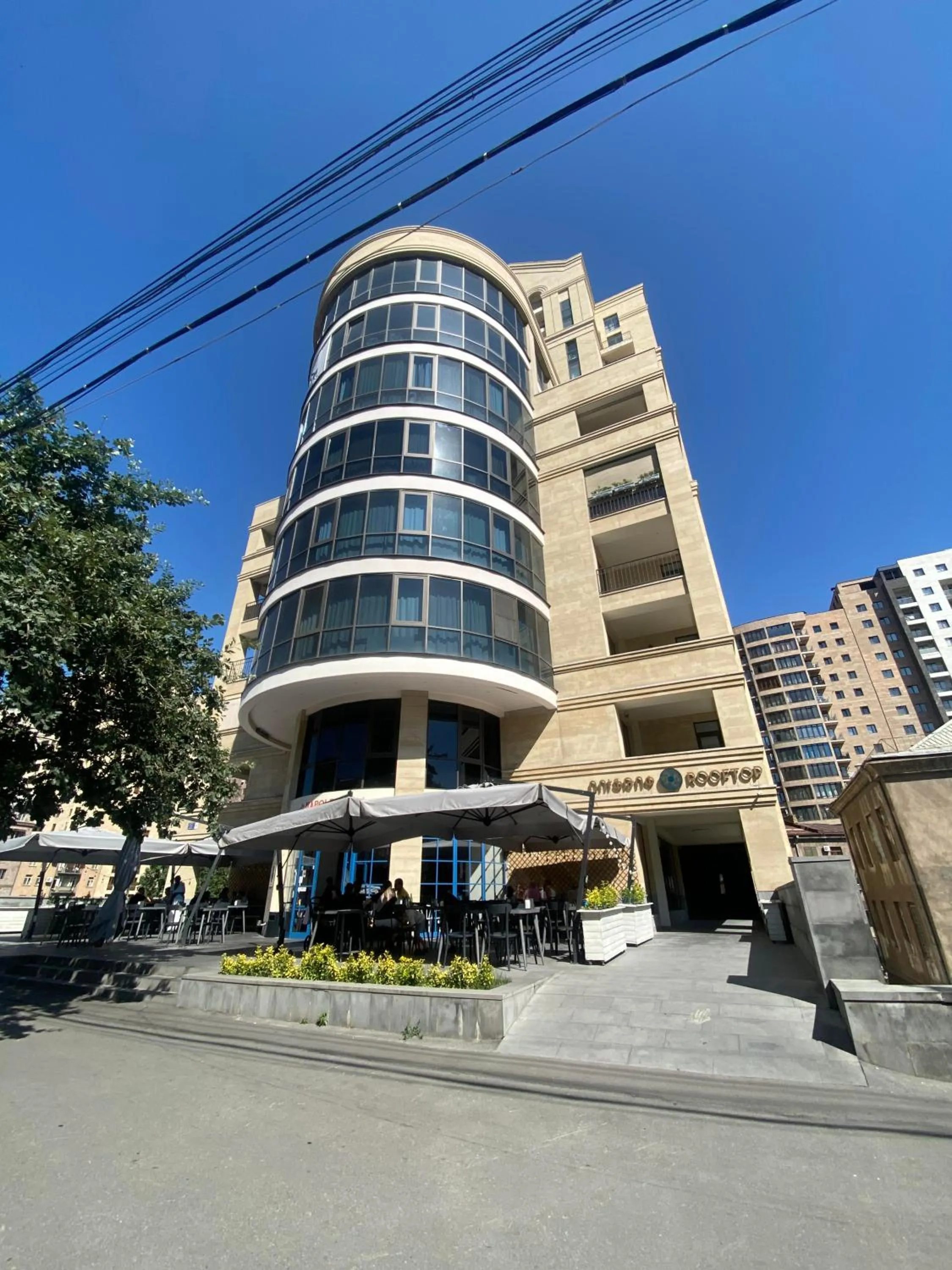 Restaurant/places to eat in Rooftop Apart-Hotel