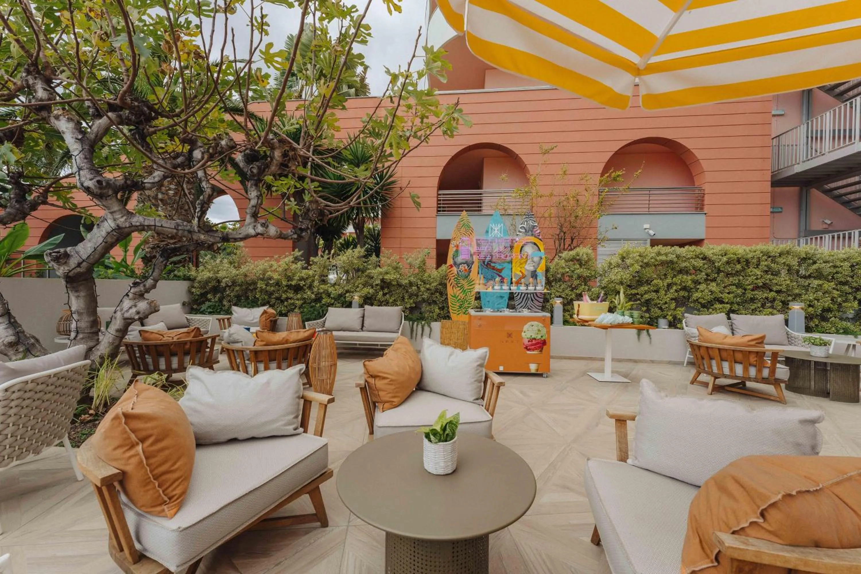 Lounge or bar in NEXT - by Savoy Signature