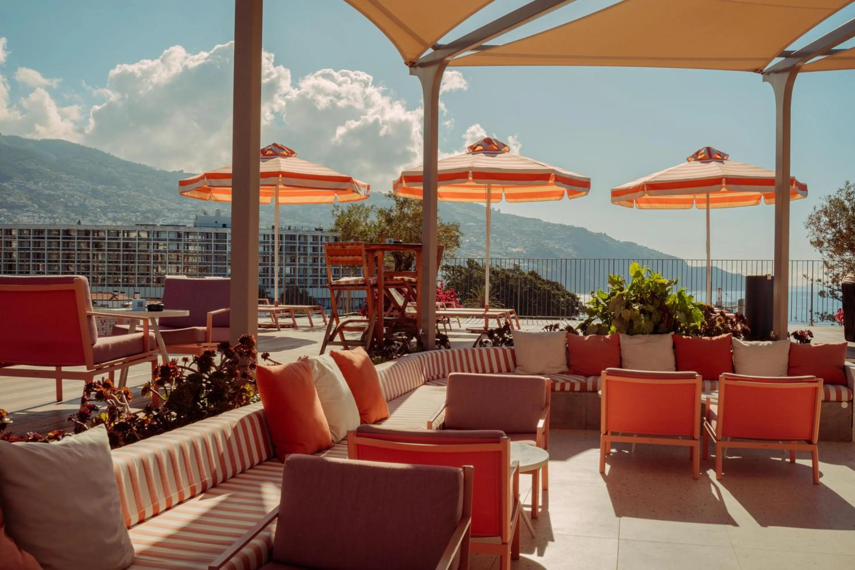 Day in NEXT - by Savoy Signature