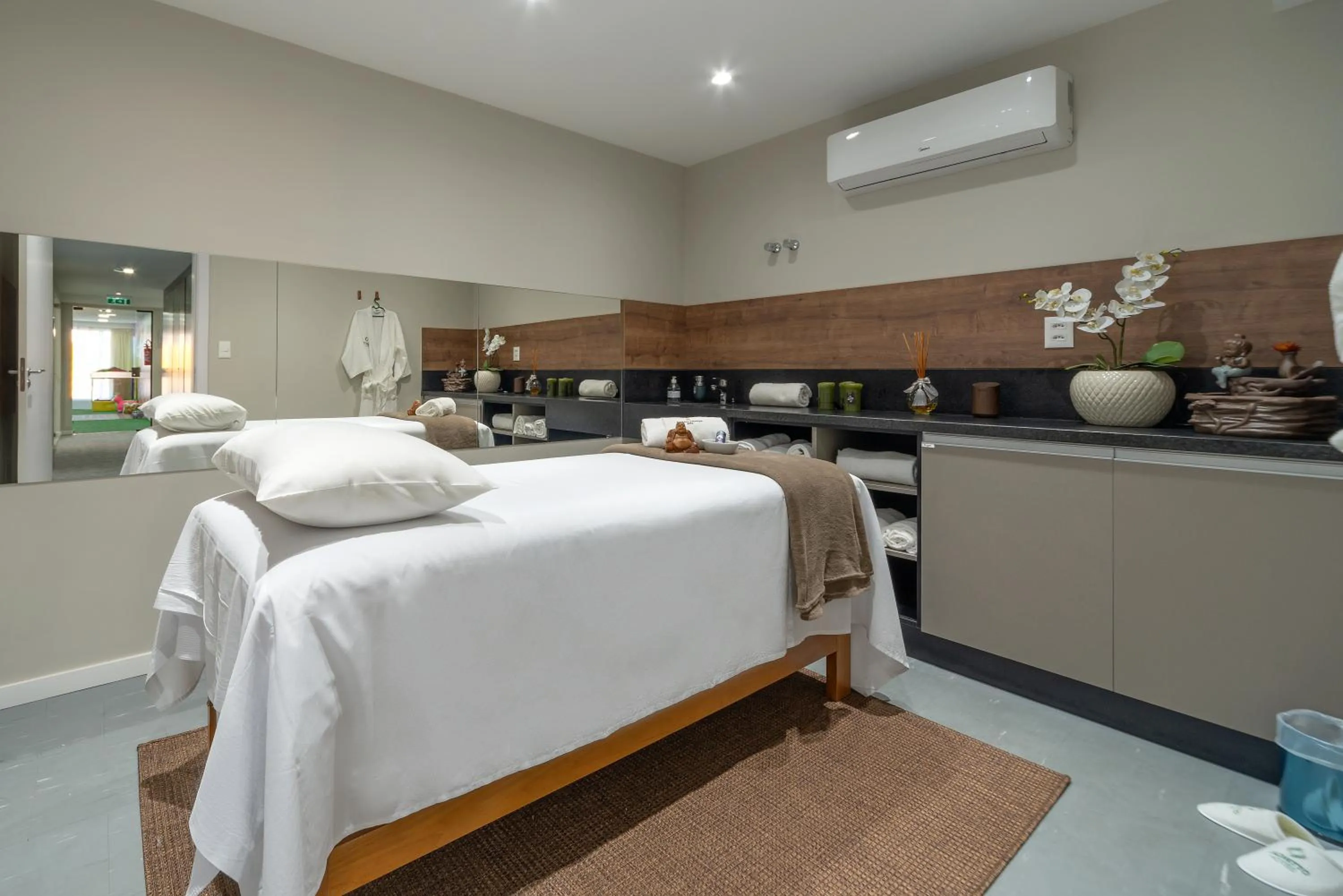 Massage, Bed in Laghetto Stilo Vita