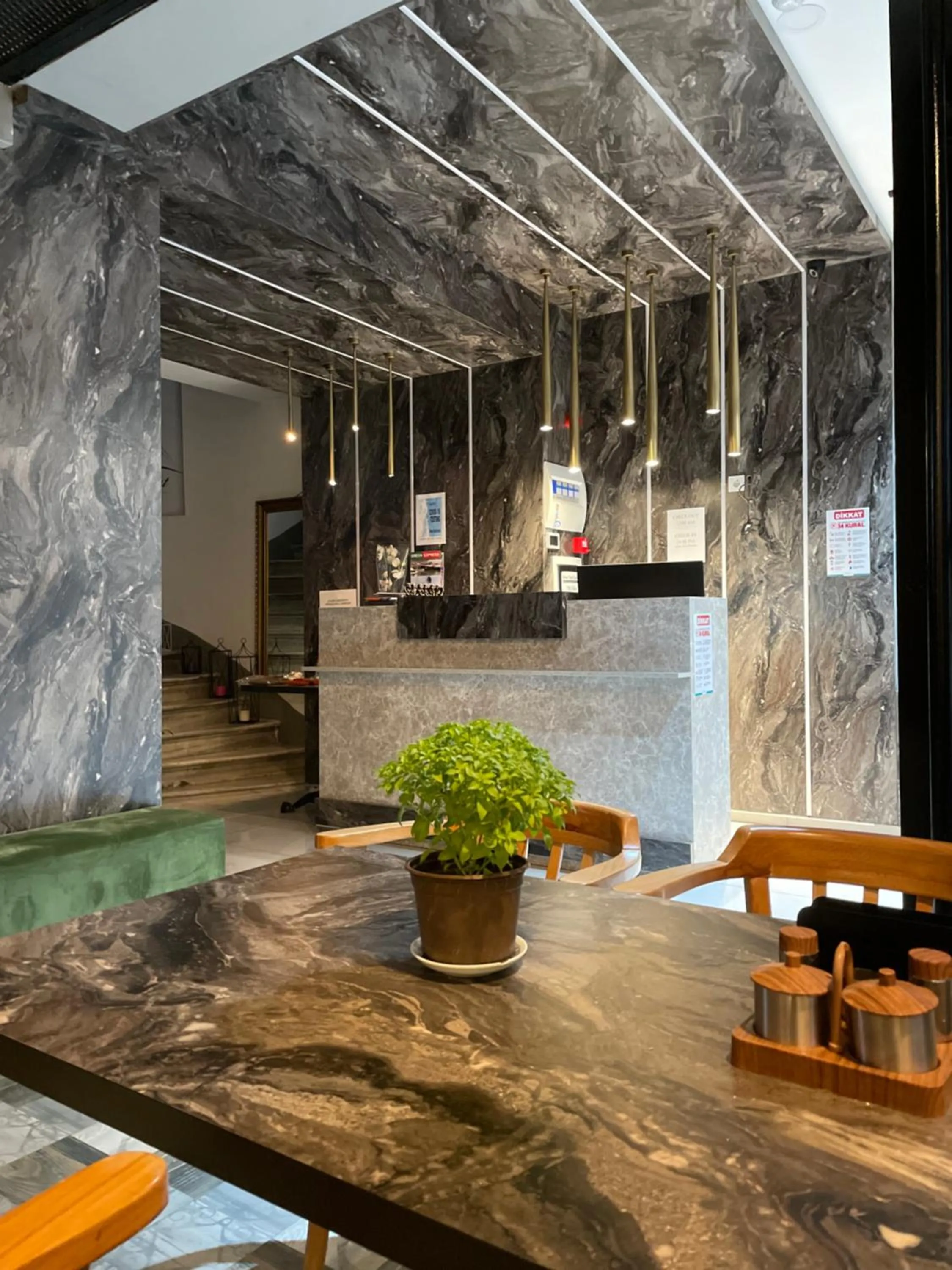 Lobby or reception in Taksim Galatist Hotel