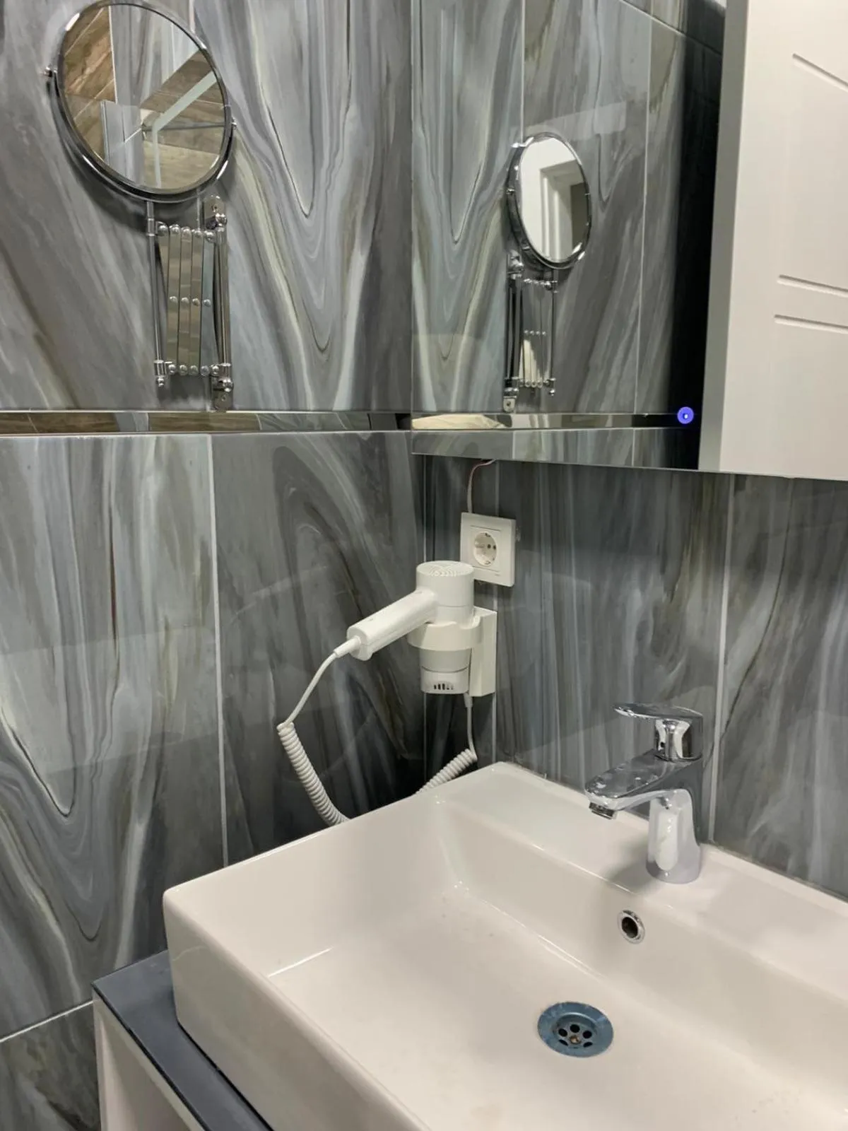 Bathroom in Taksim Galatist Hotel