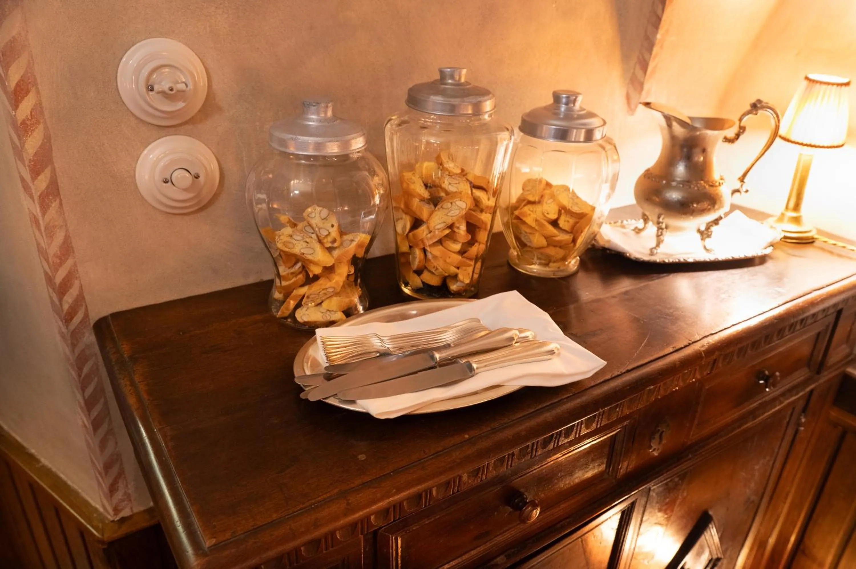 Restaurant/places to eat in Weisses Rössl