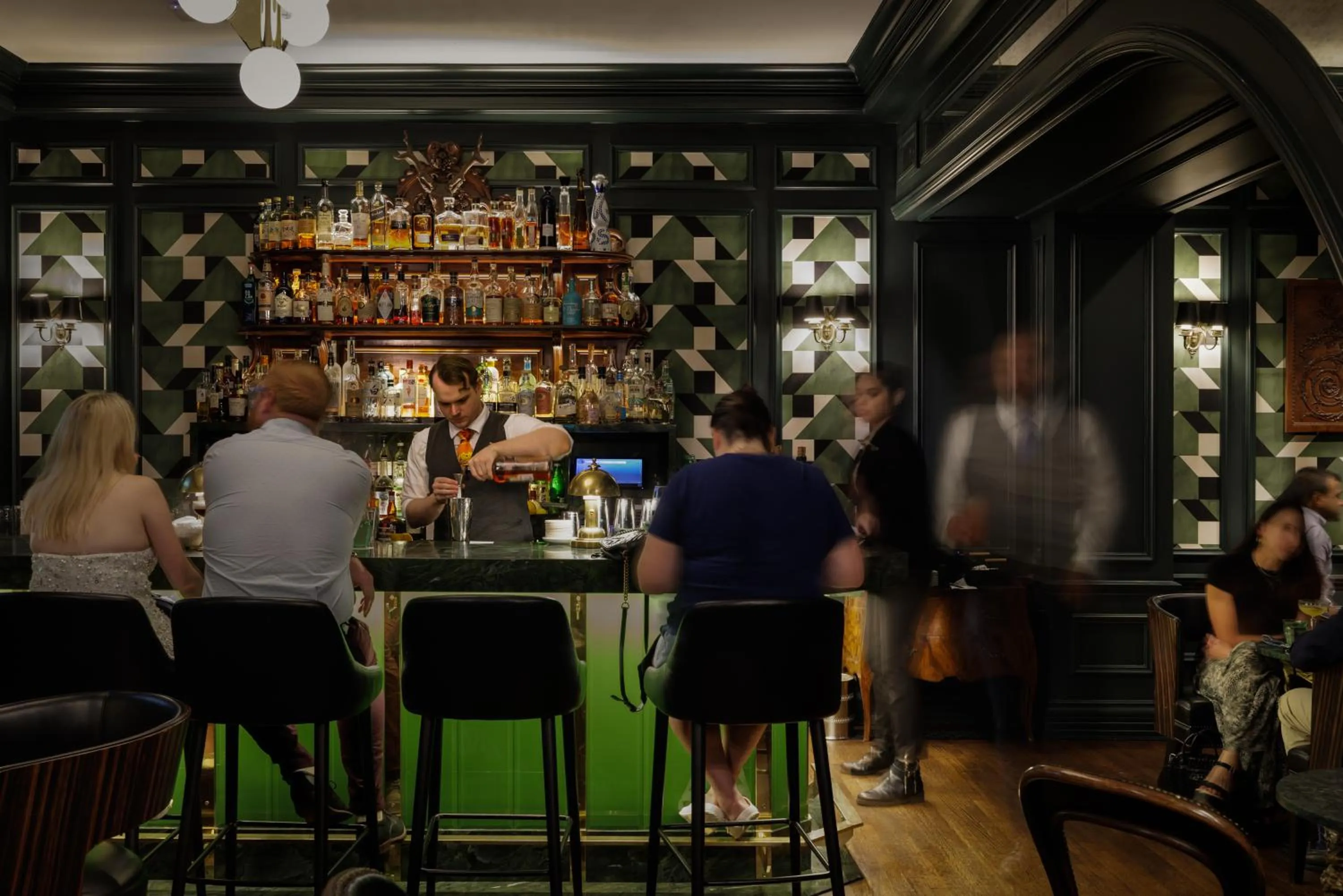 Restaurant/places to eat in La Colombe d'Or Hotel