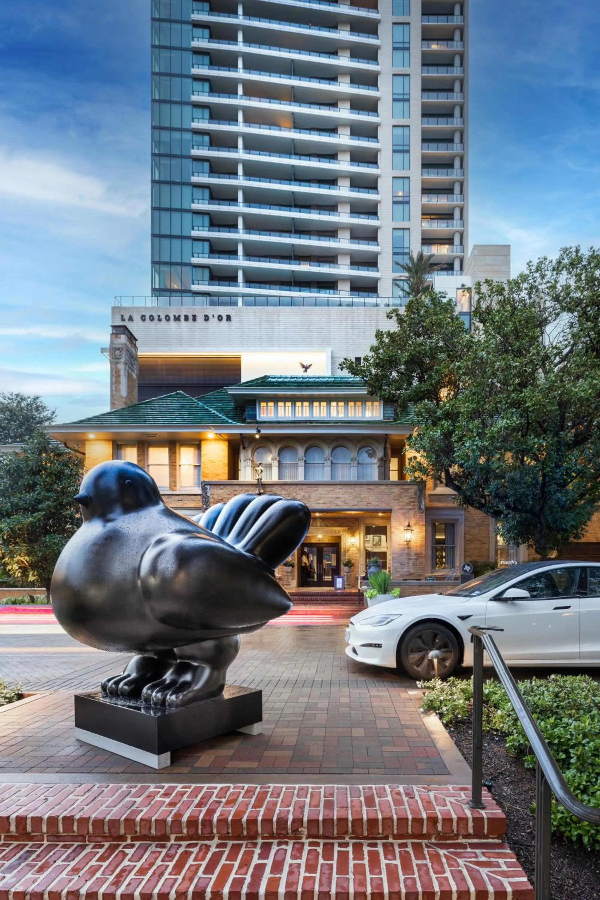 Facade/entrance in La Colombe d'Or Hotel