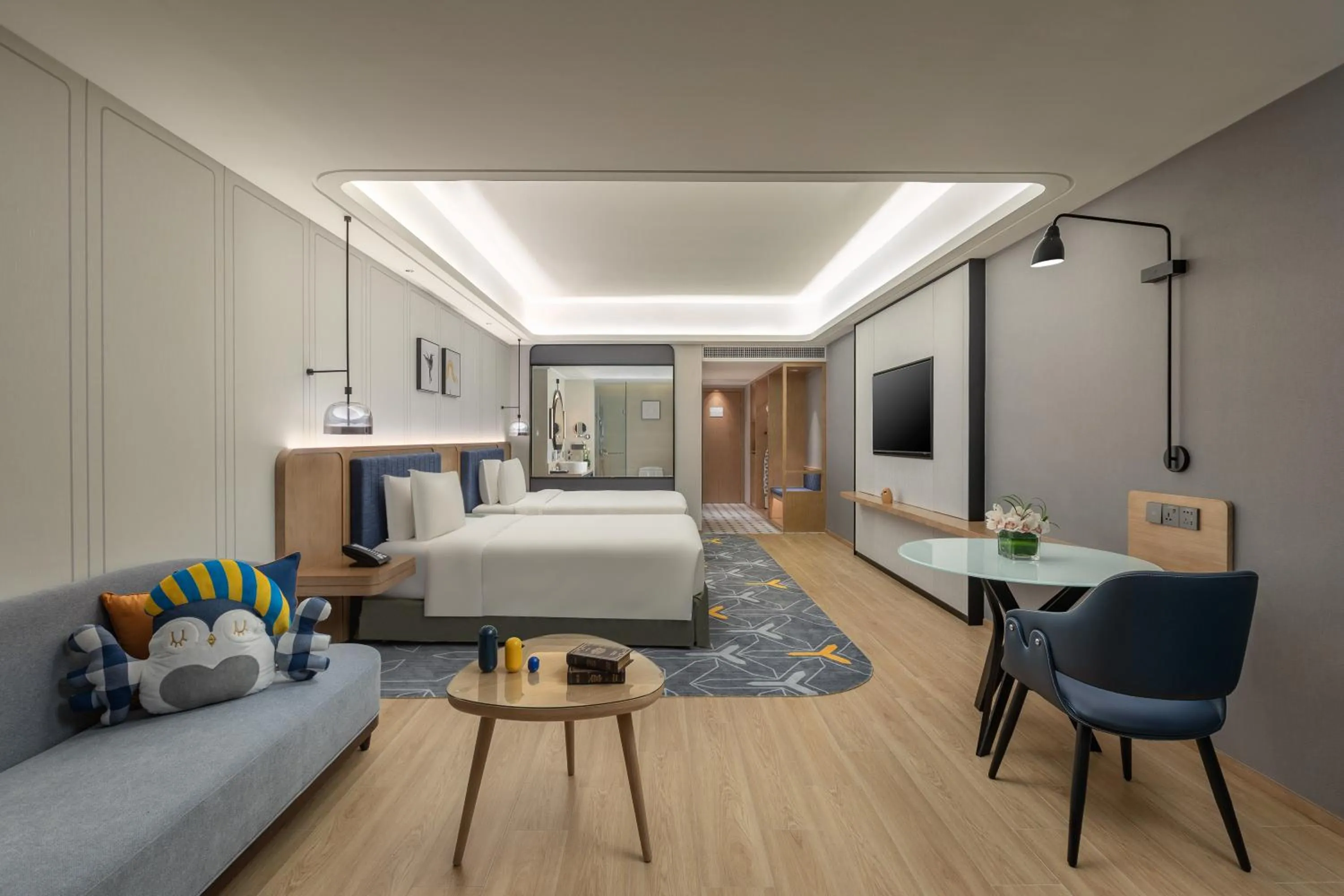 Bed in voco Guangzhou Shifu by IHG