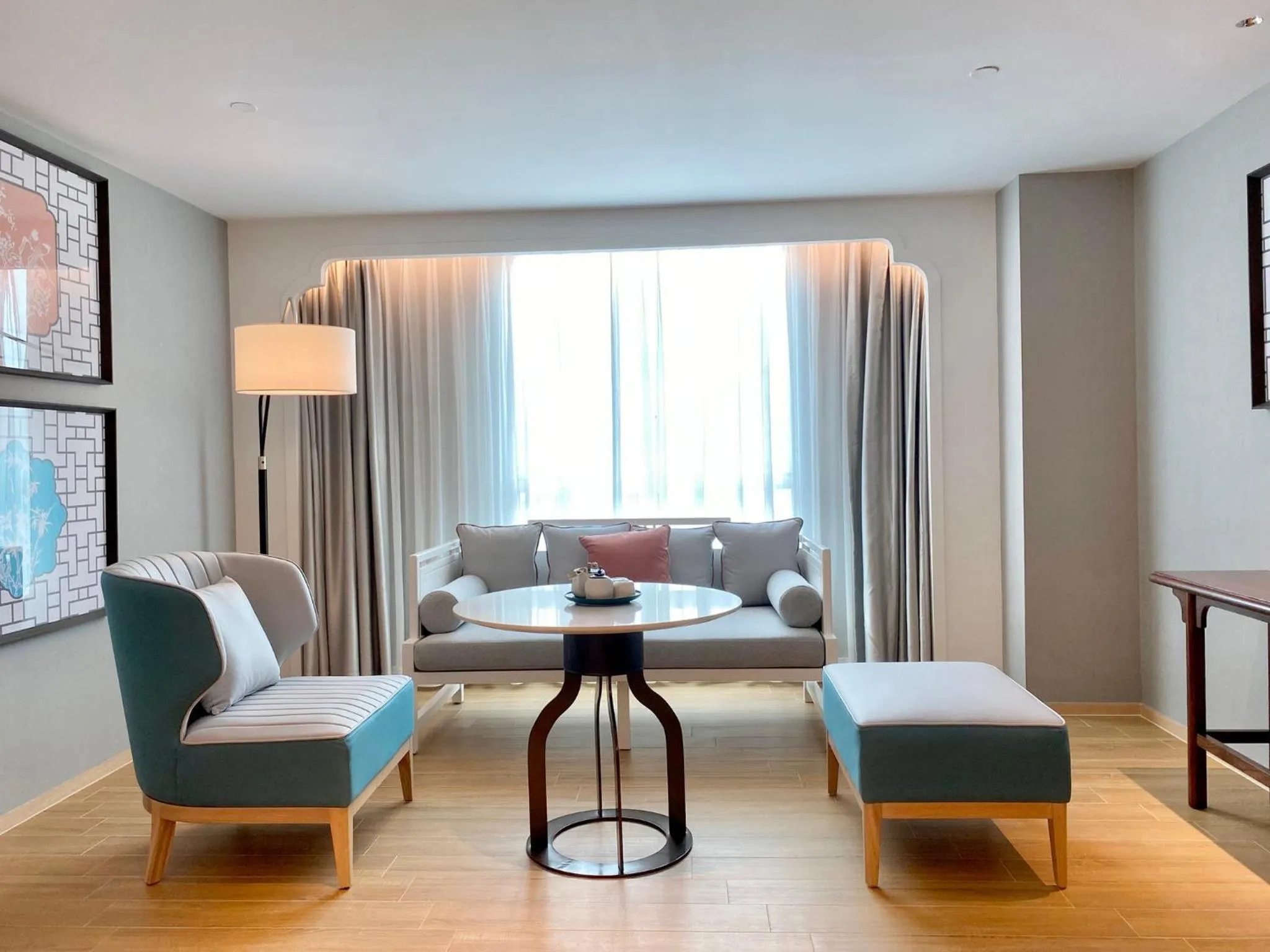 Bedroom in voco Guangzhou Shifu by IHG