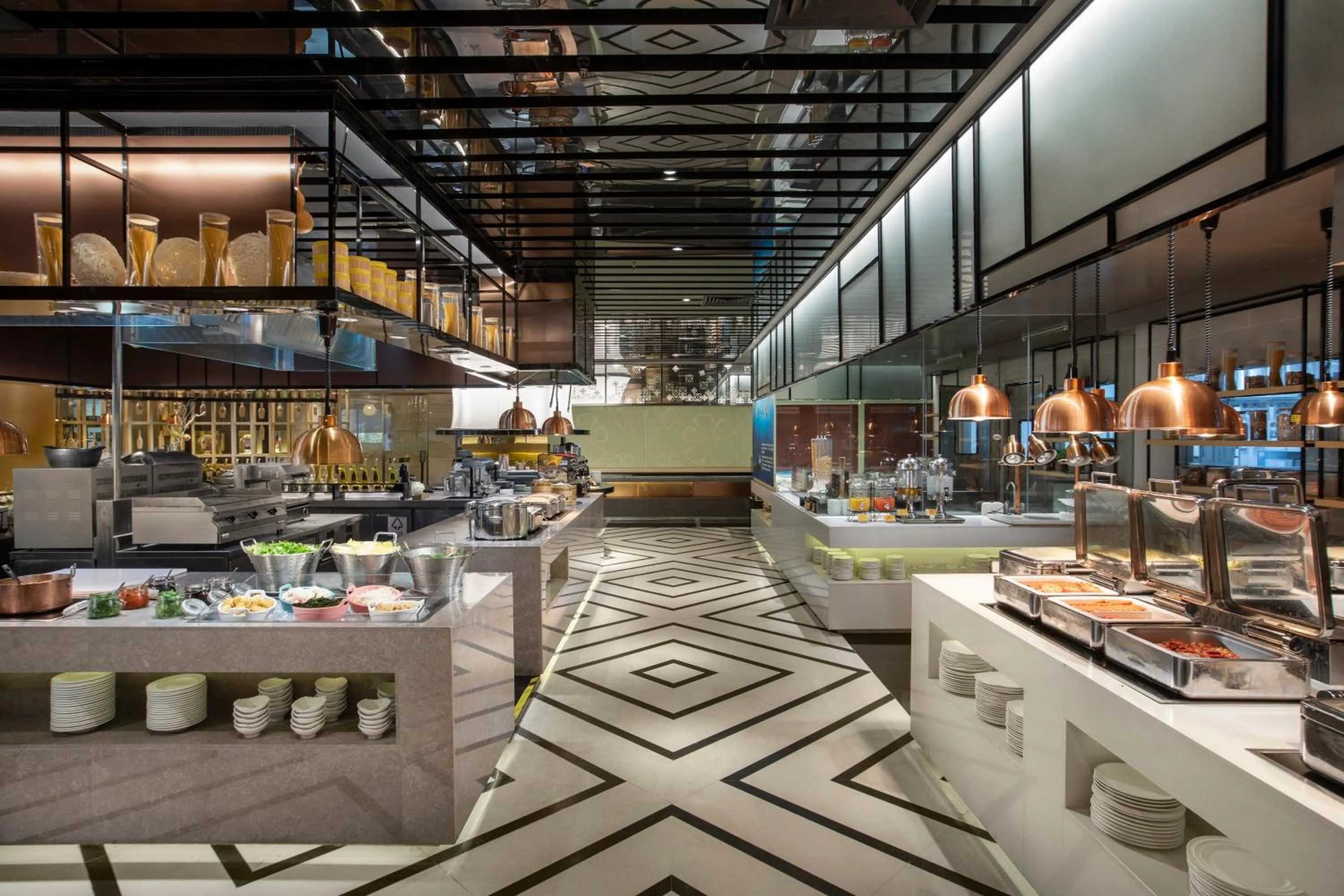 Restaurant/places to eat in voco Guangzhou Shifu by IHG