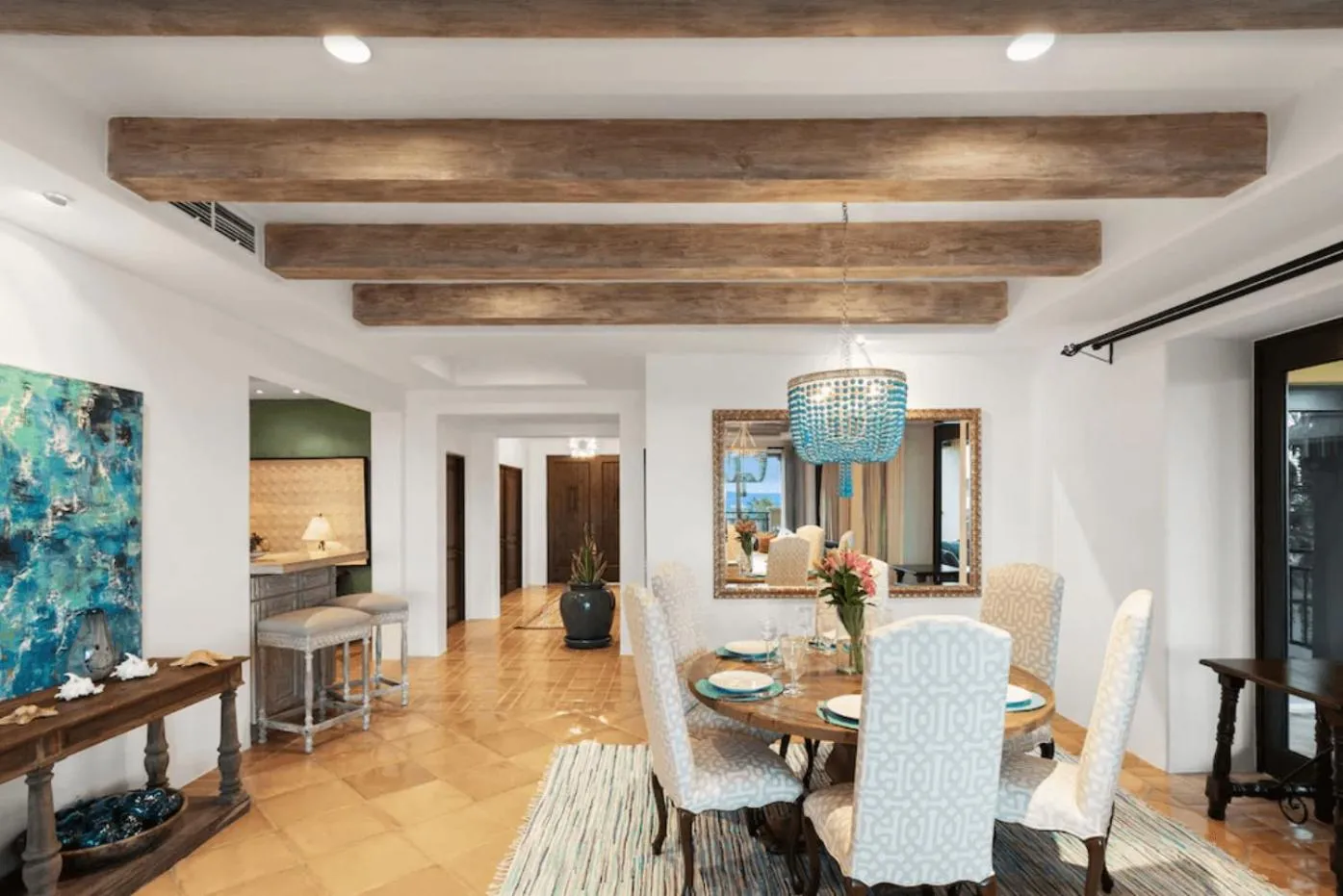 Best Executive-Style Luxury Residence on Property