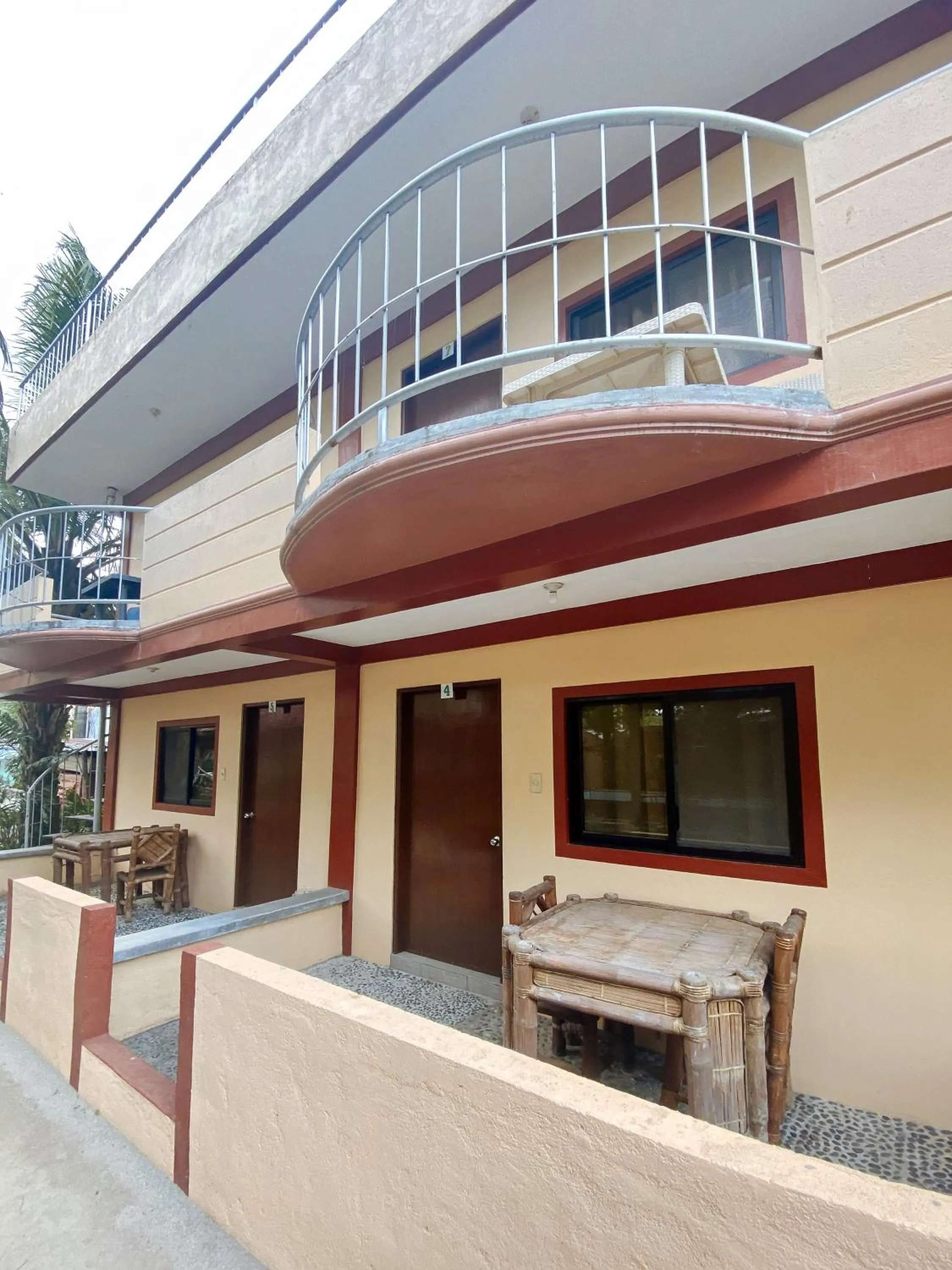Property building in RedDoorz Hostel at Megans Paradisio Beach Resort