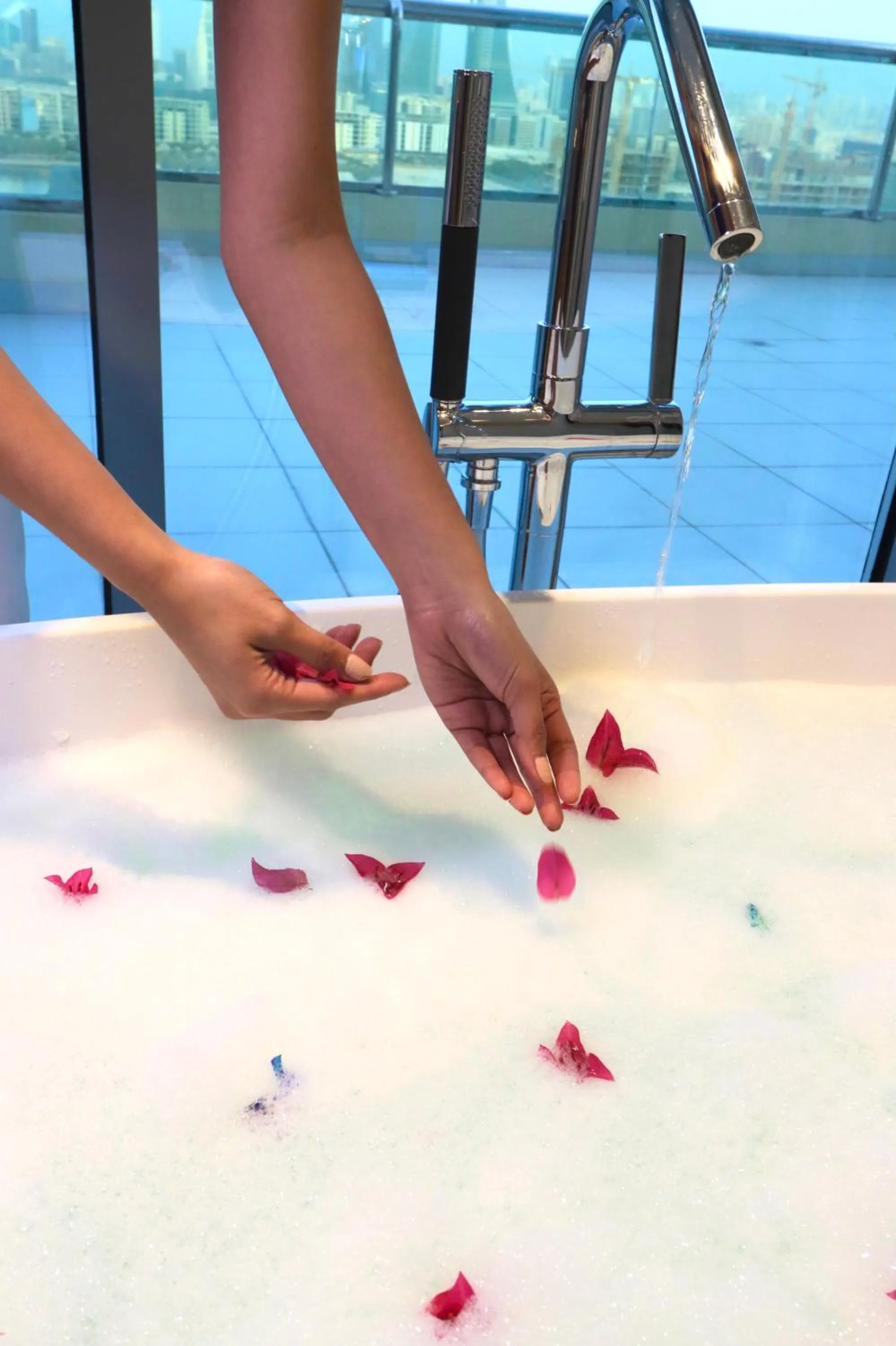 Bathroom in Grand Swiss-Belhotel Waterfront Seef