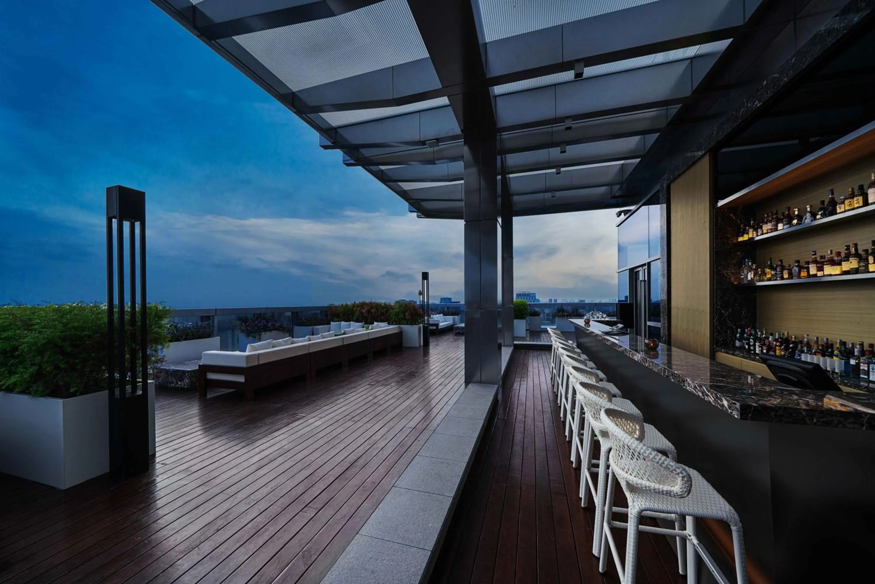 Balcony/Terrace in Grand Bay Hotel Chengdu