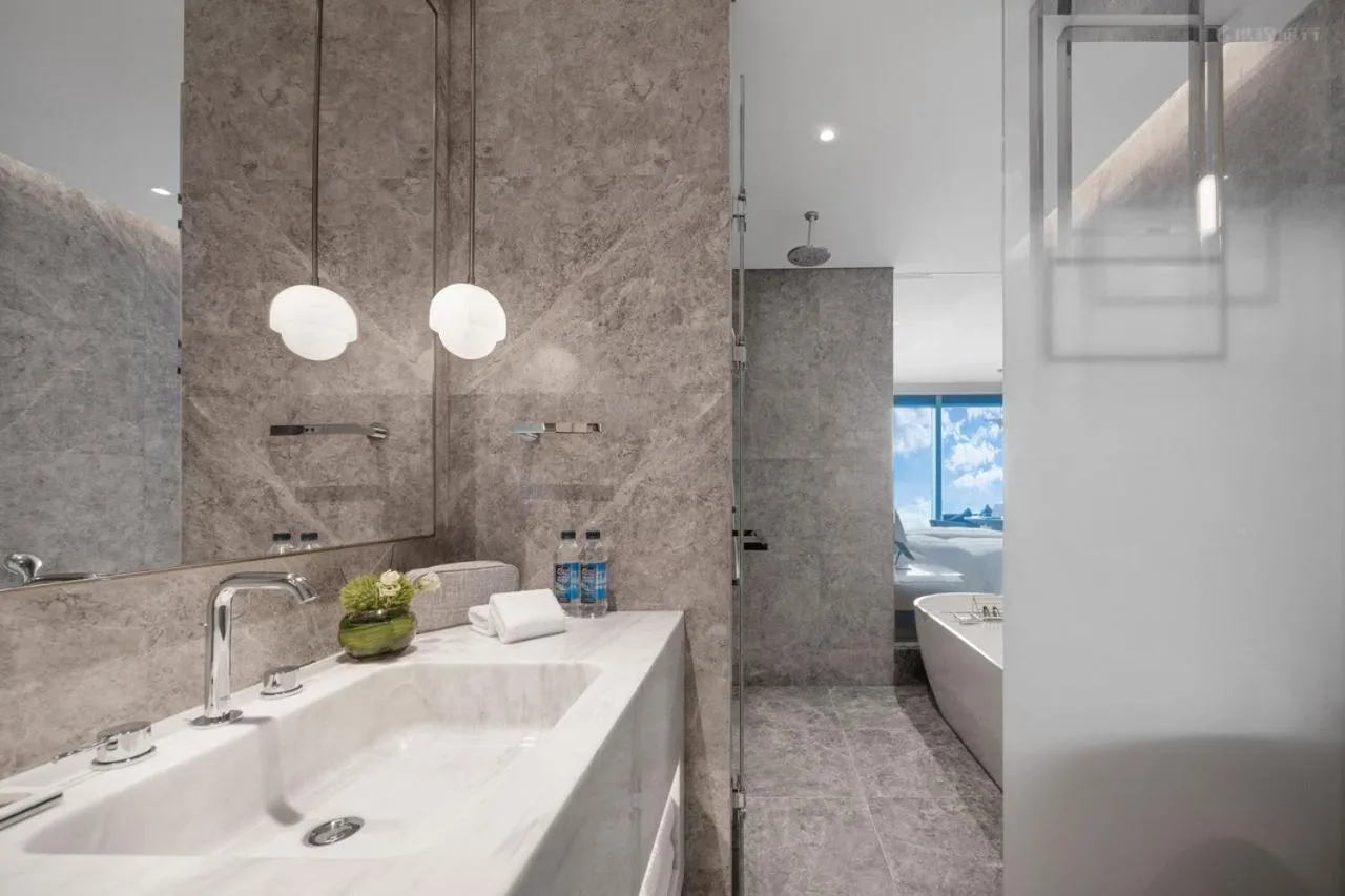 Grand Bay Hotel Chengdu