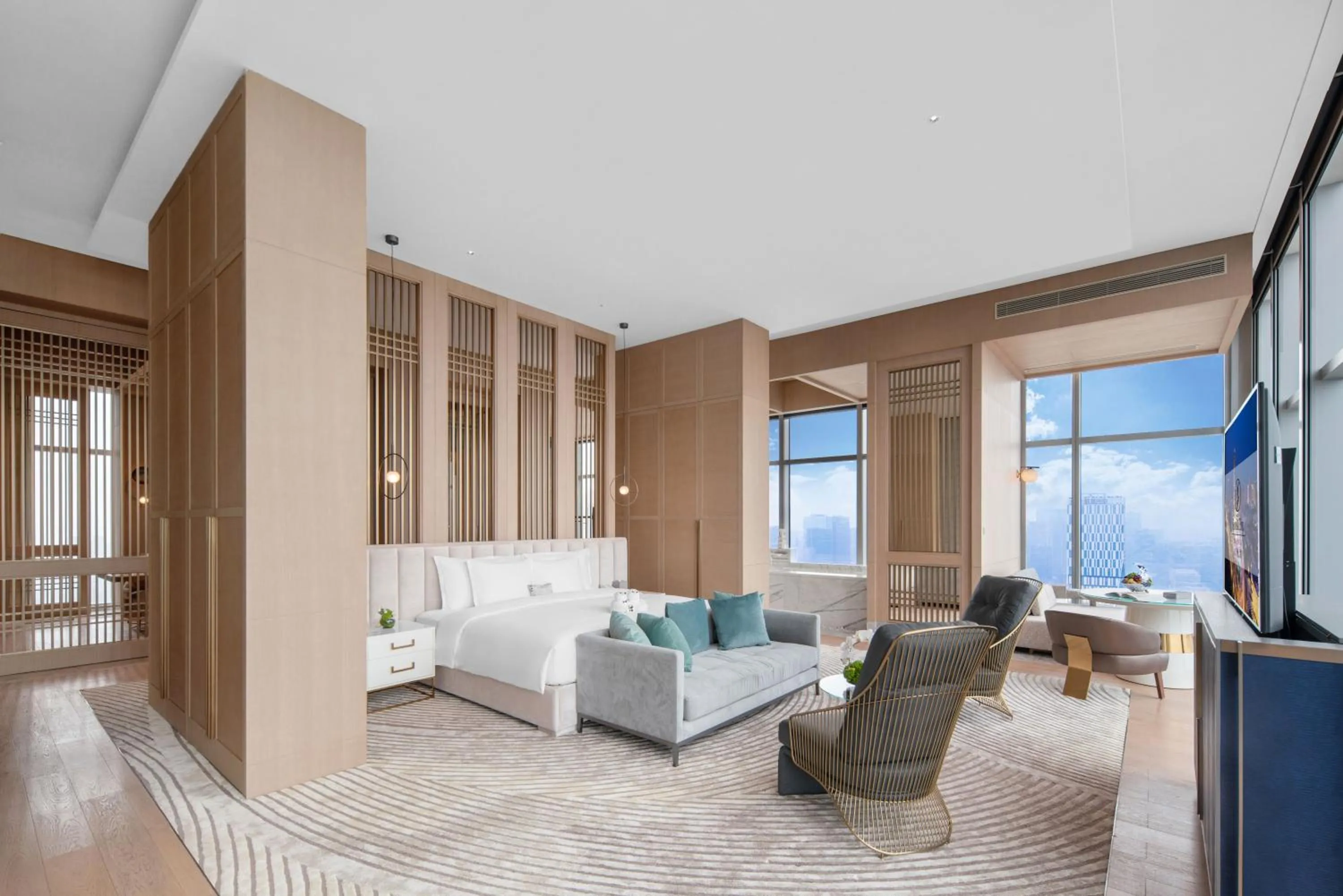 Living room, Bed in Grand Bay Hotel Chengdu