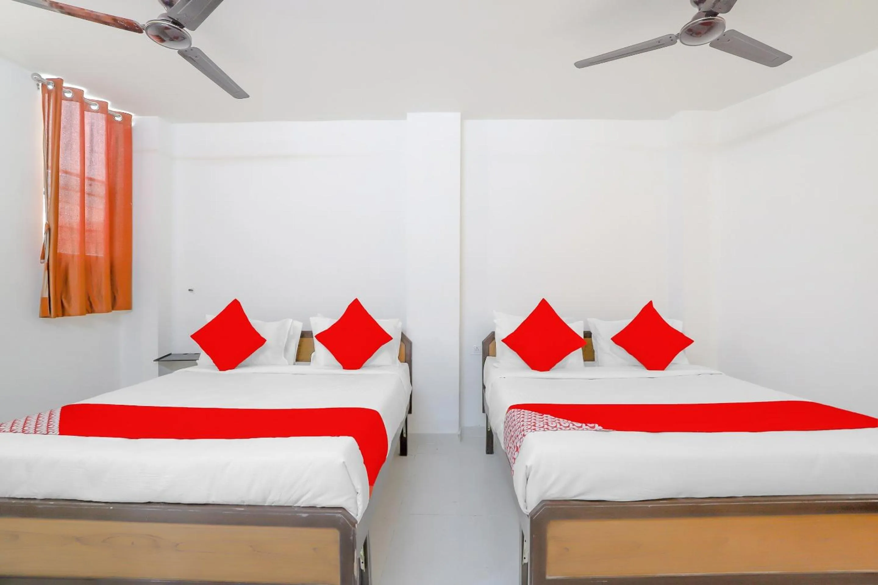 Bedroom, Bed in Hotel O Shiva