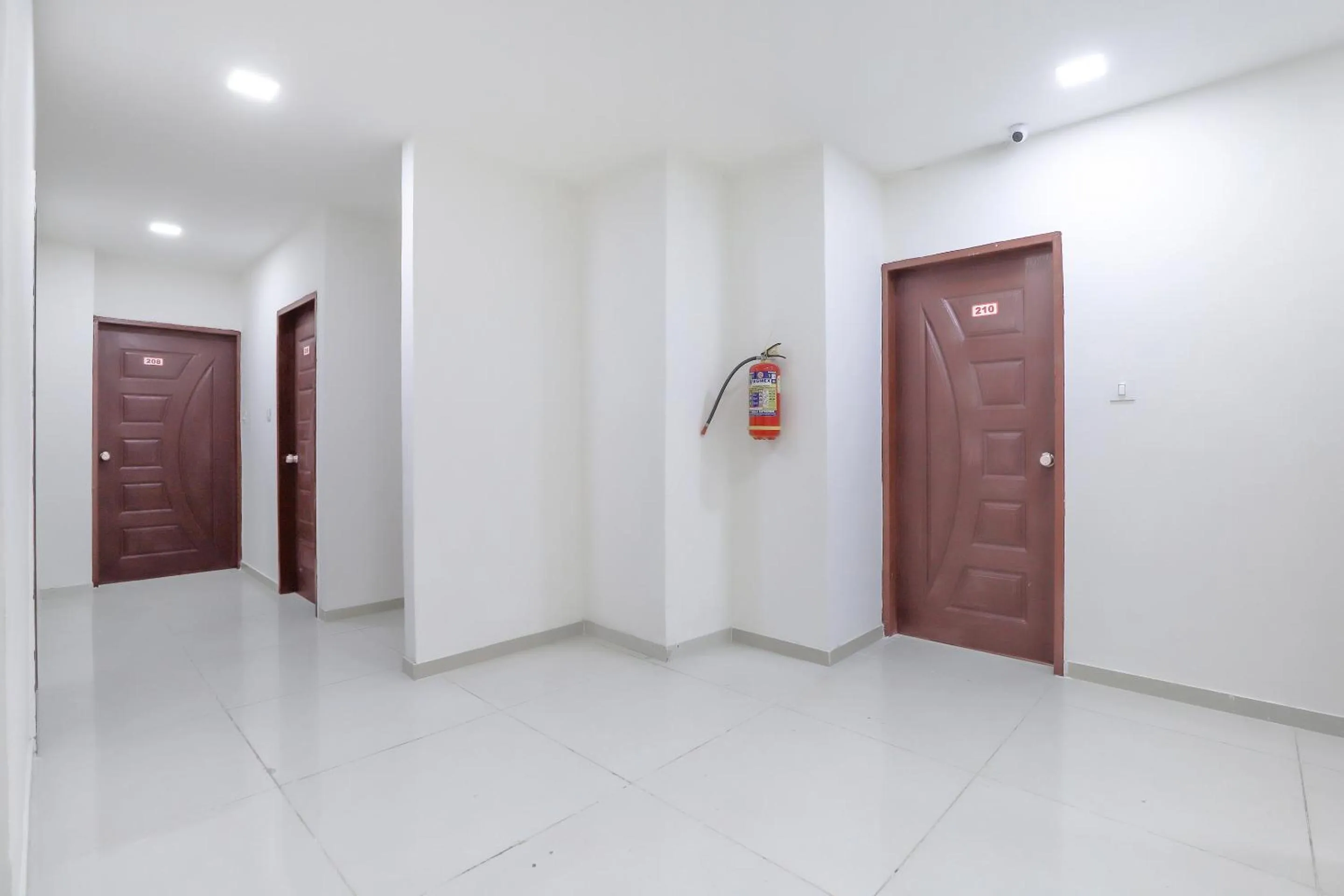 Lobby or reception in Hotel O Shiva