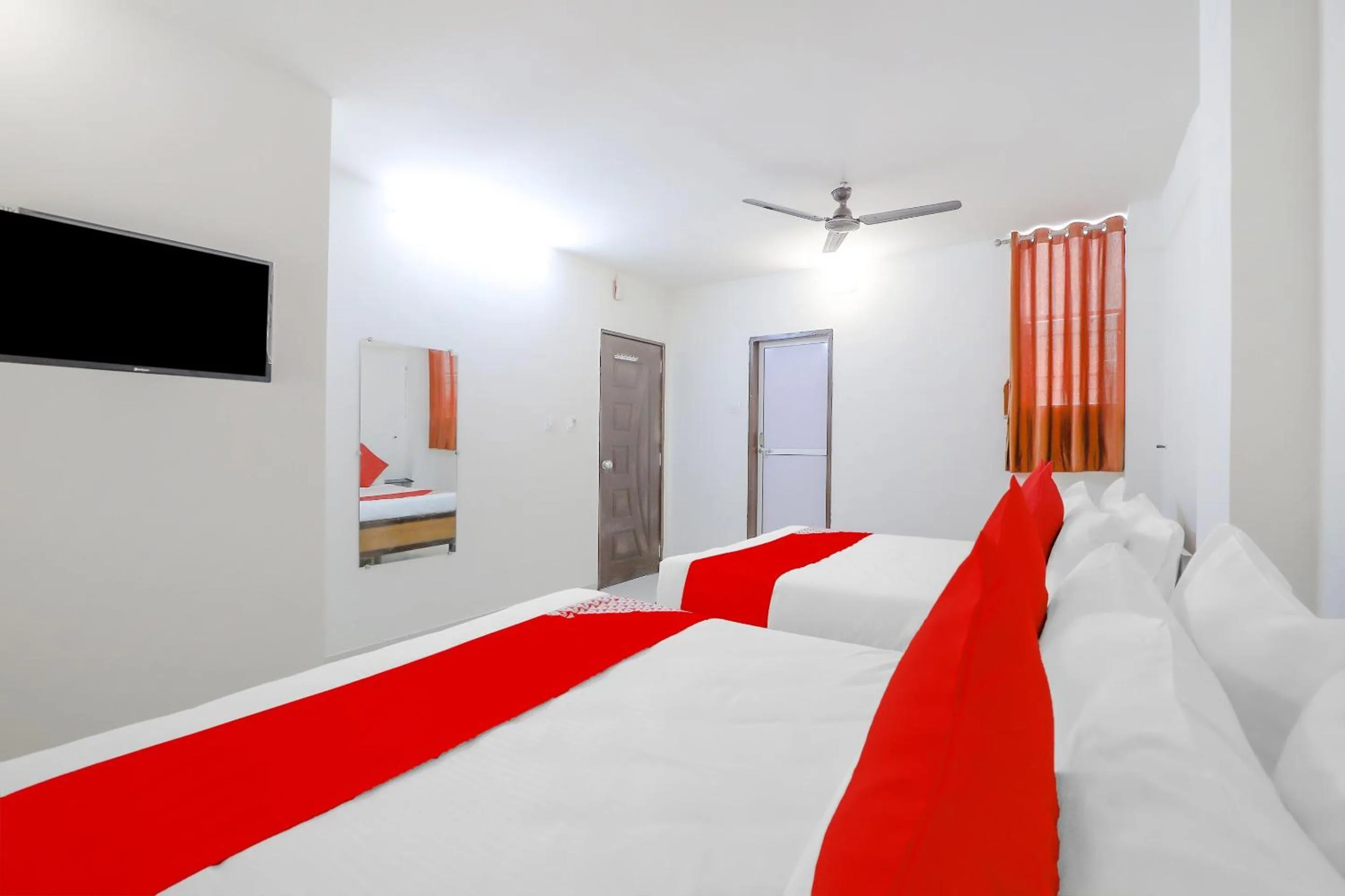 Bedroom, Bed in Hotel O Shiva