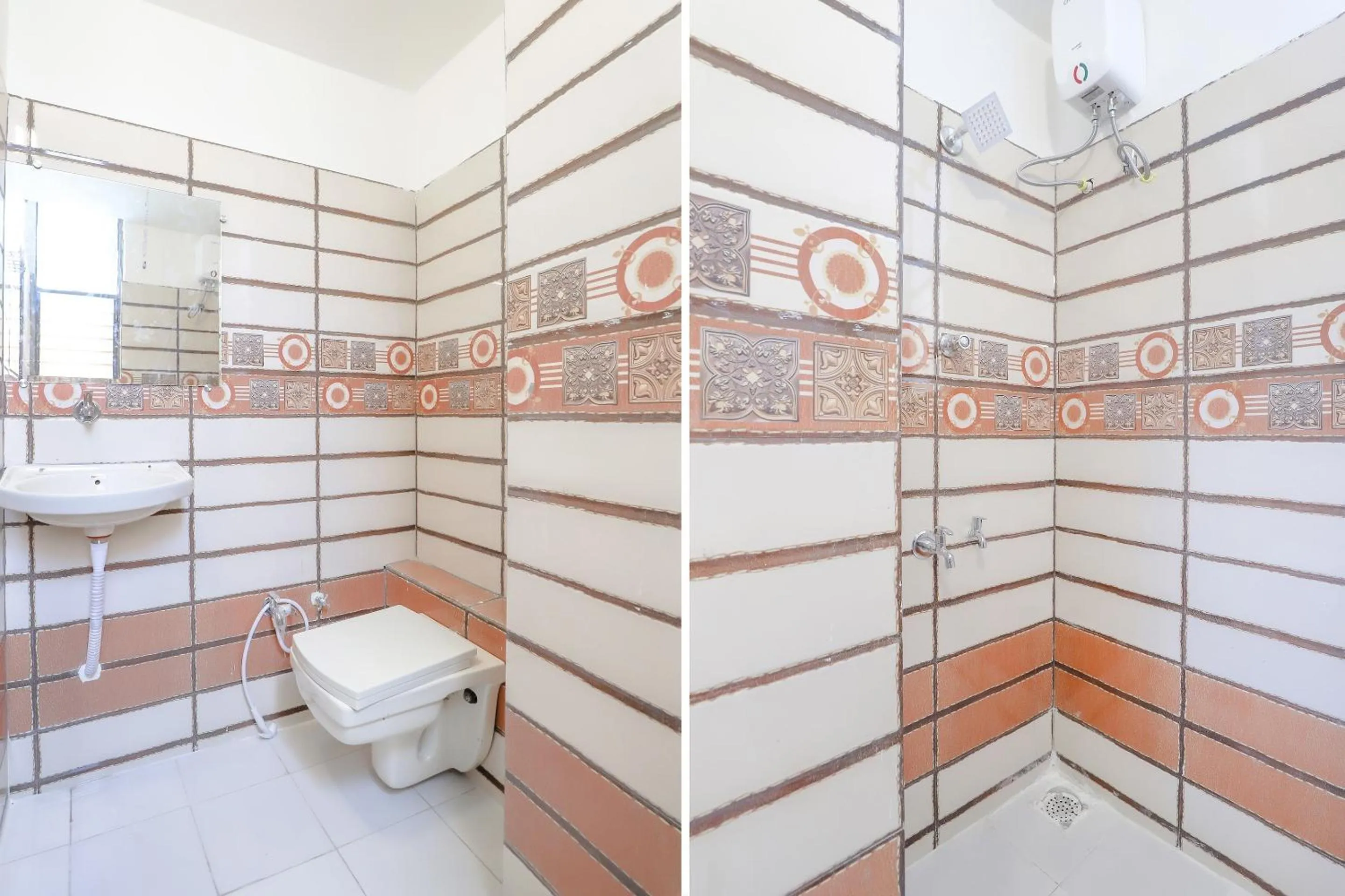 Bathroom in Hotel O Shiva