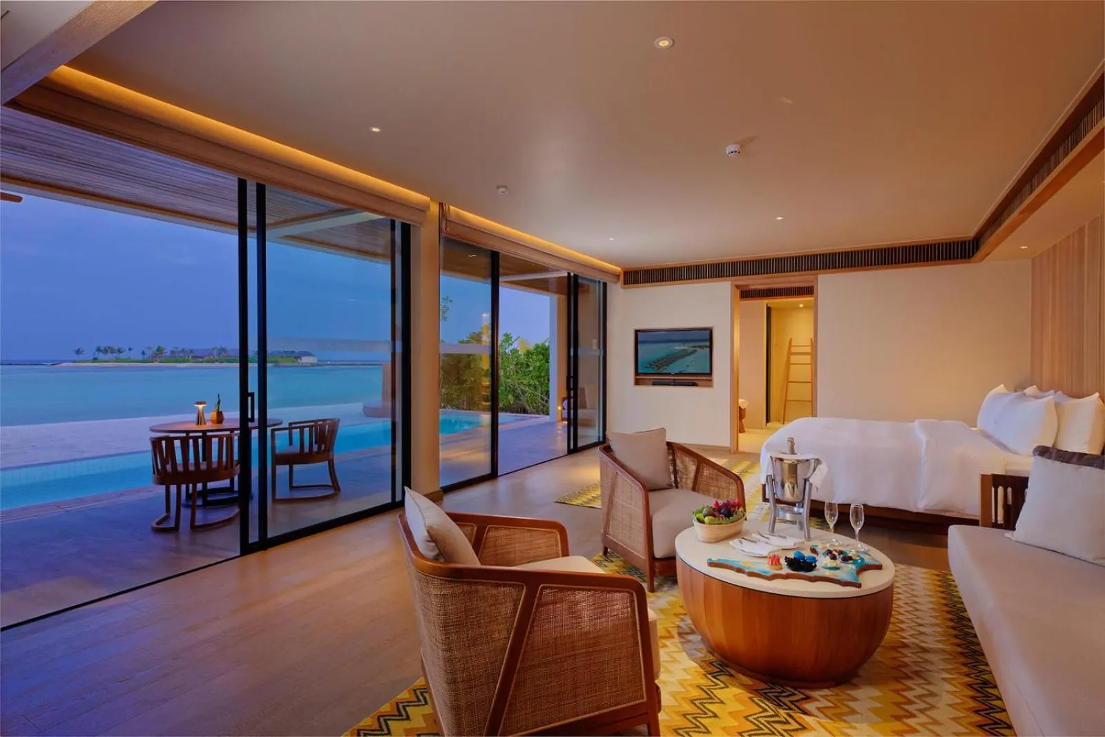 Bed in Kuda Villingili Maldives, Free Return Transfers 03 nights & above