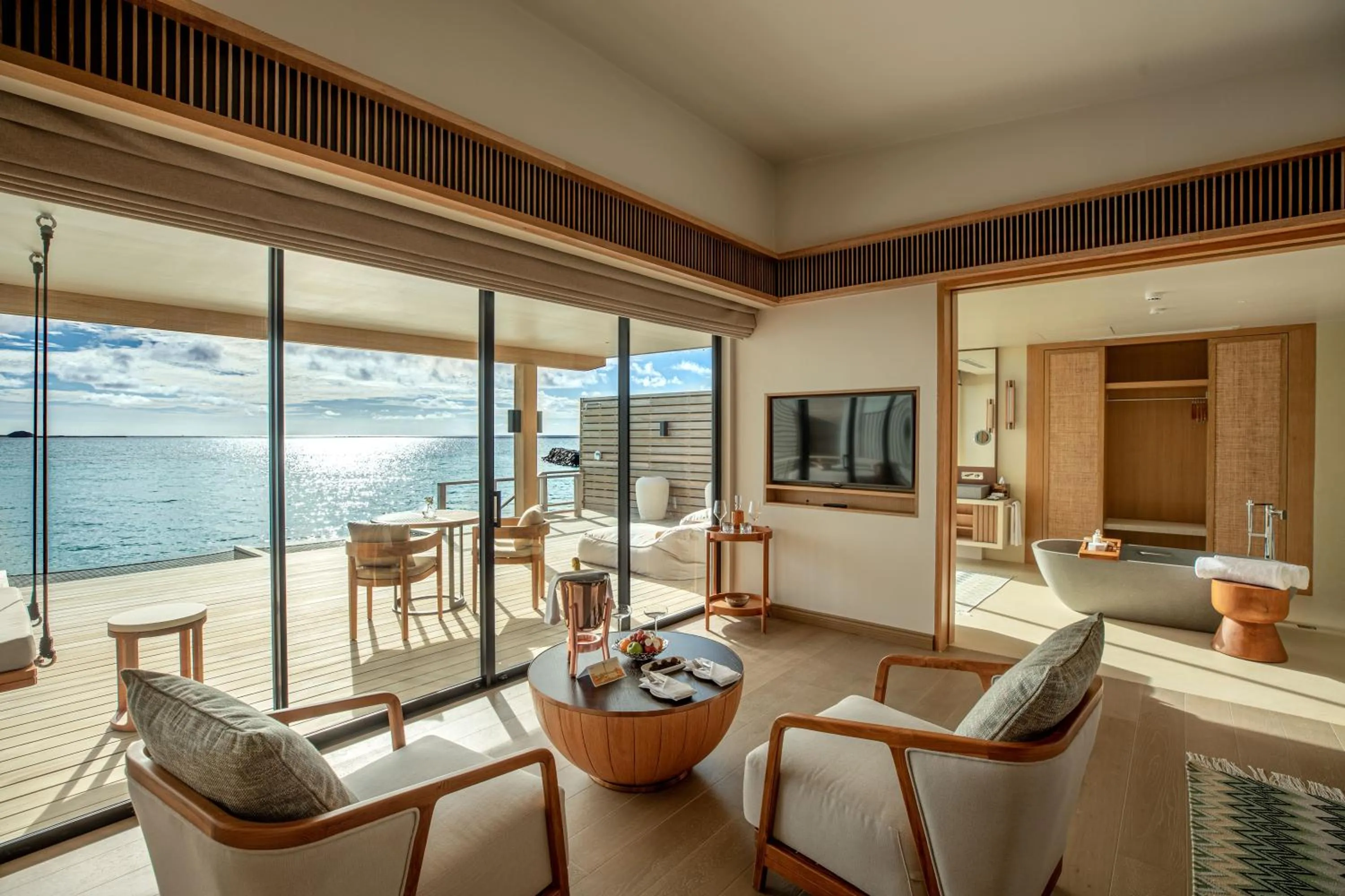 Living room in Kuda Villingili Maldives, Free Return Transfers 03 nights & above