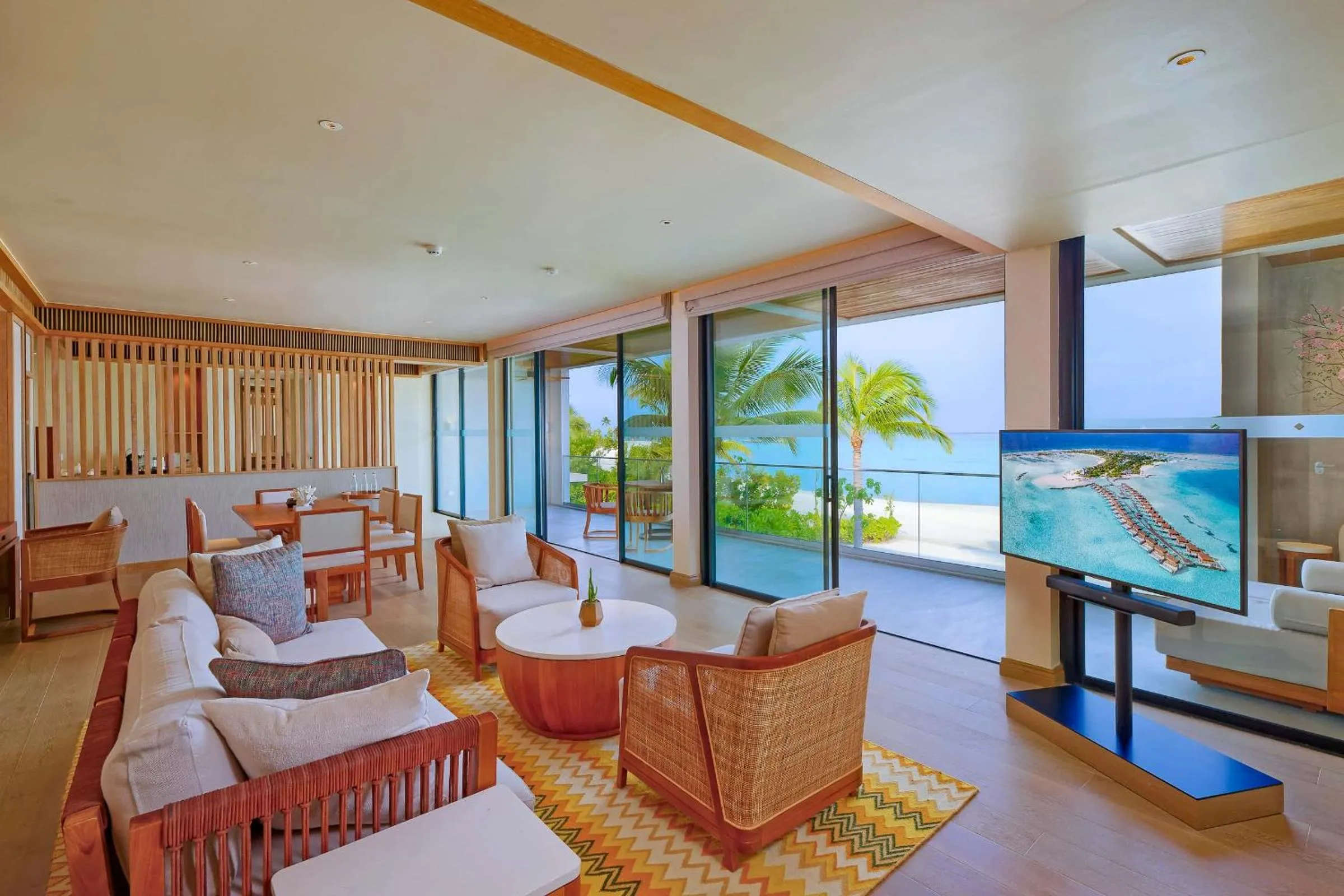 Living room in Kuda Villingili Maldives, Free Return Transfers 03 nights & above