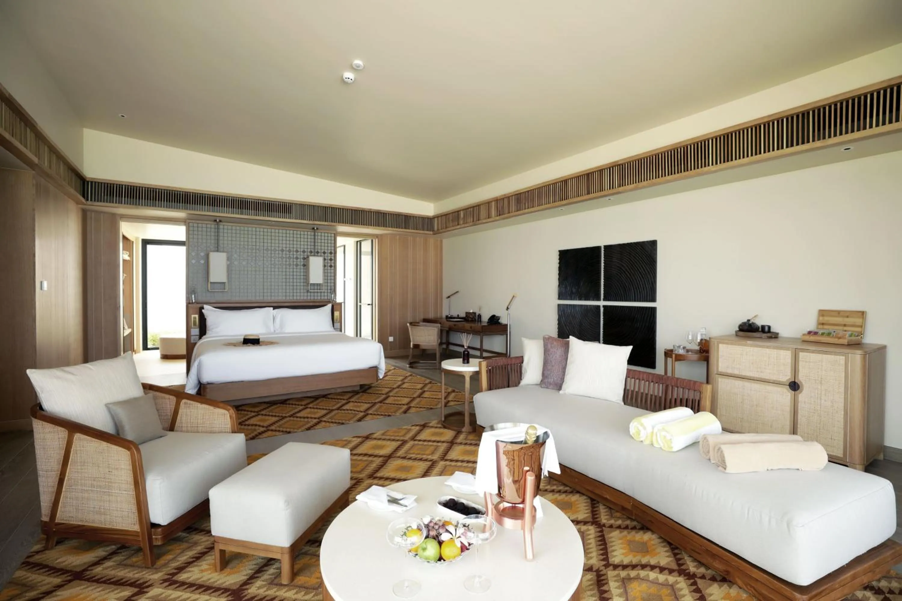 Bedroom, Bed in Kuda Villingili Maldives, Free Return Transfers 03 nights & above