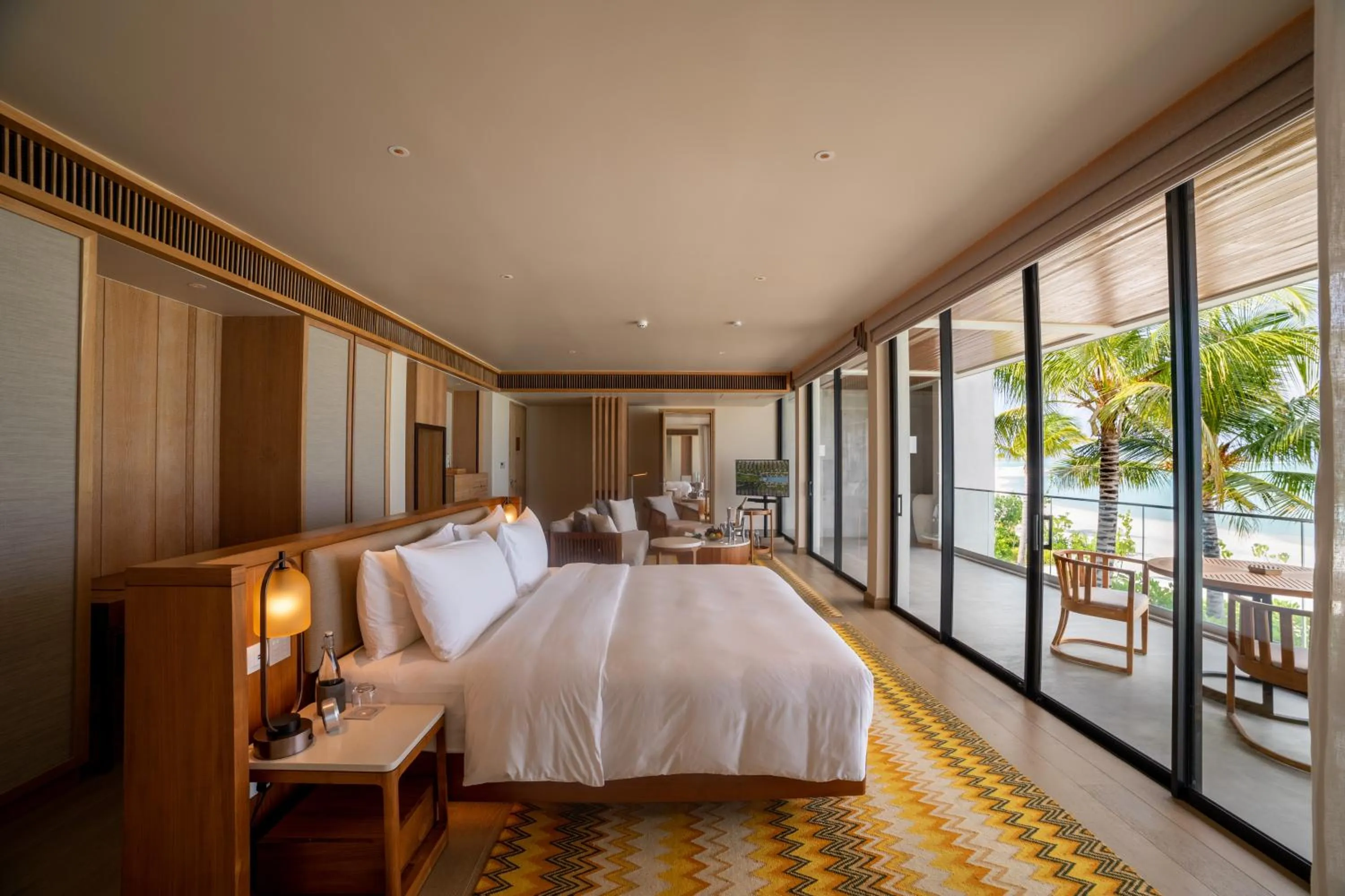 Bed in Kuda Villingili Maldives, Free Return Transfers 03 nights & above