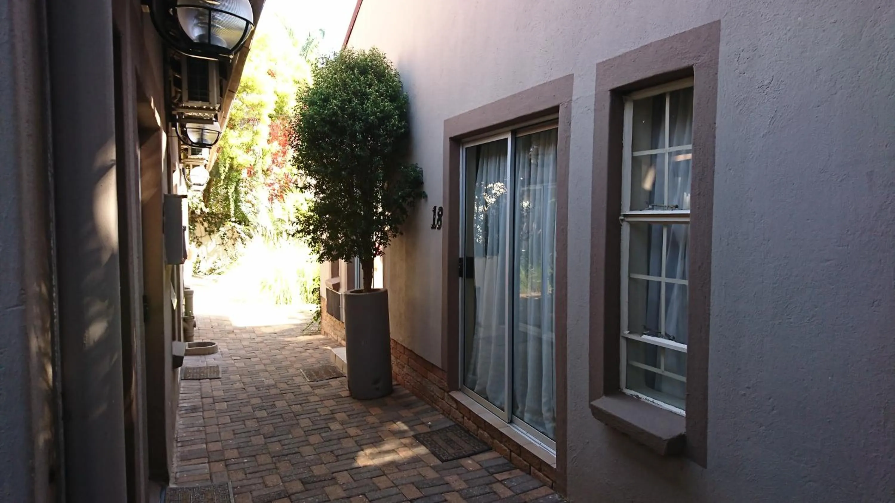 Country Blue Luxury Guest House