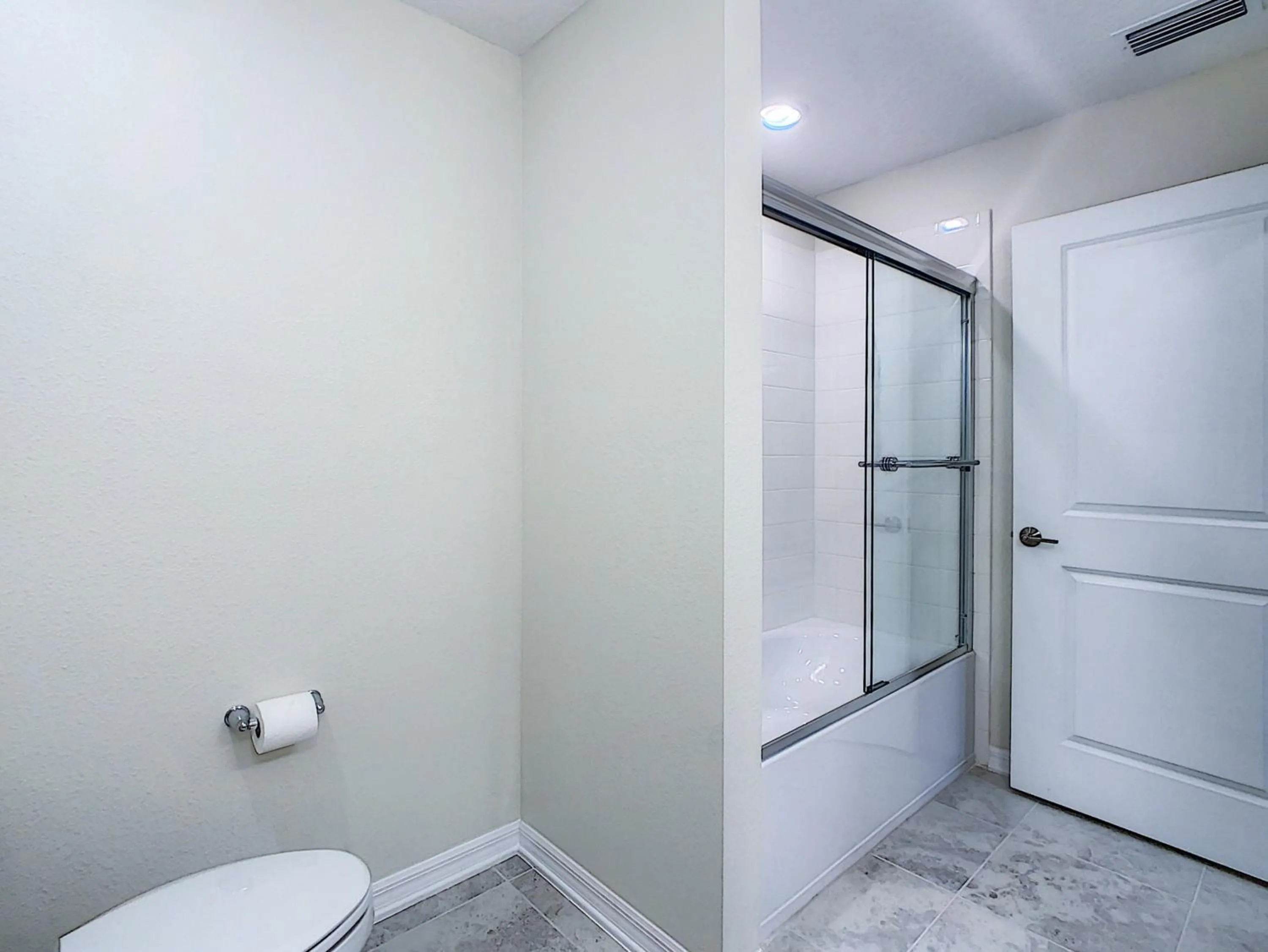 Updated Condo, 5 mi to Disney, On-site Water Park