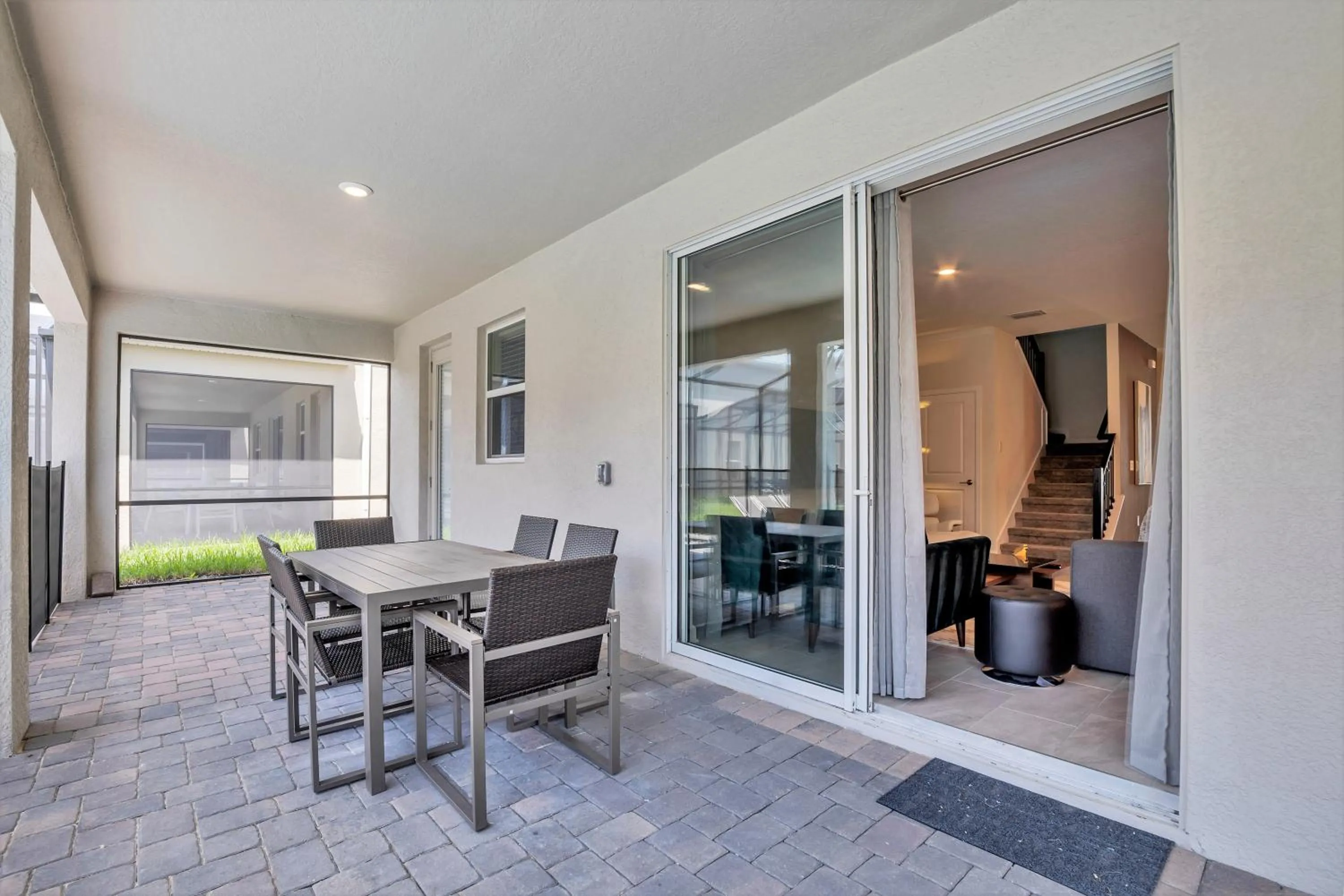 VILLA wPrivate Pool & Game Room near Disney