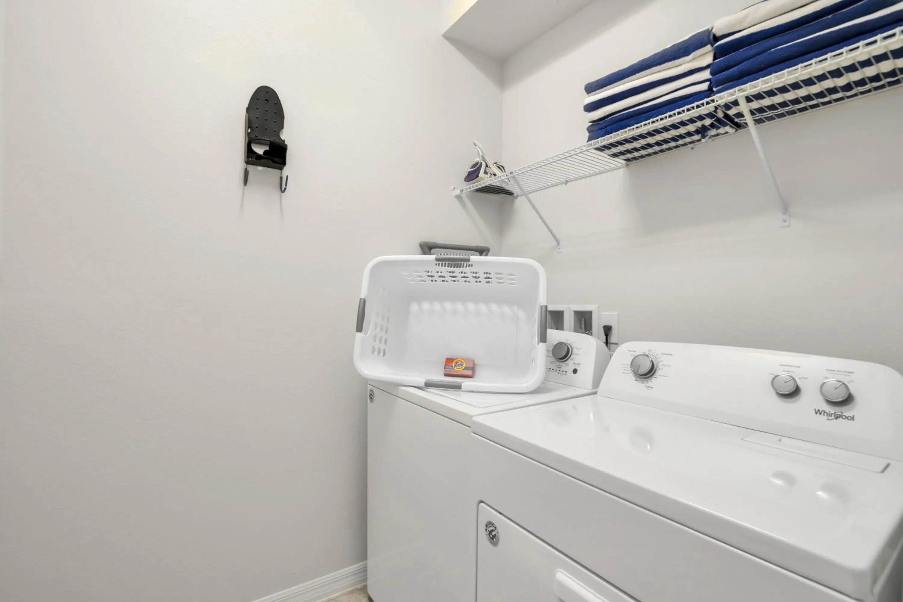 Private Pool Villa wPool Table, On-Site WaterPark