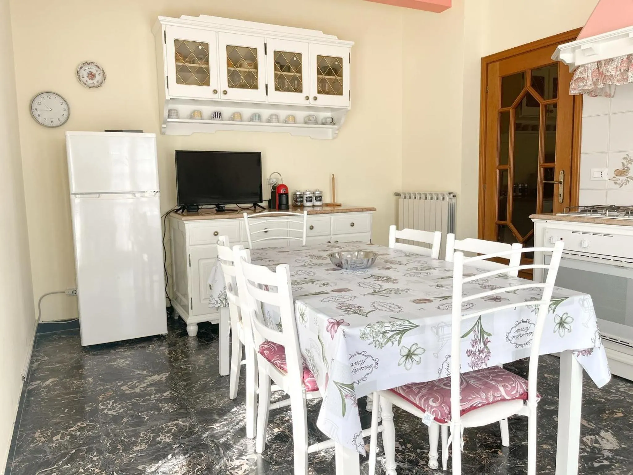 kitchen in VILLA FELICE