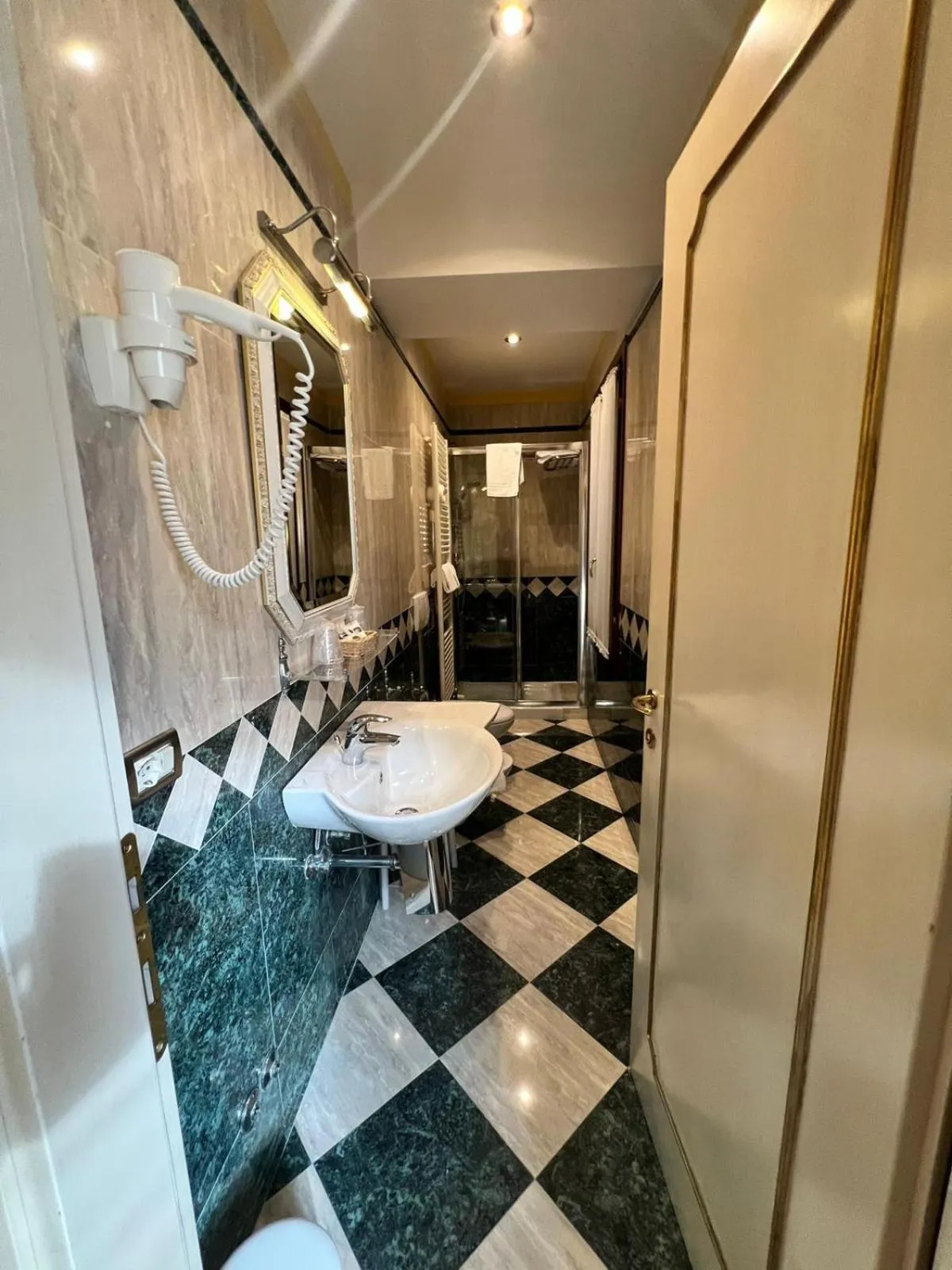 Bathroom in Hotel Ca' Dogaressa