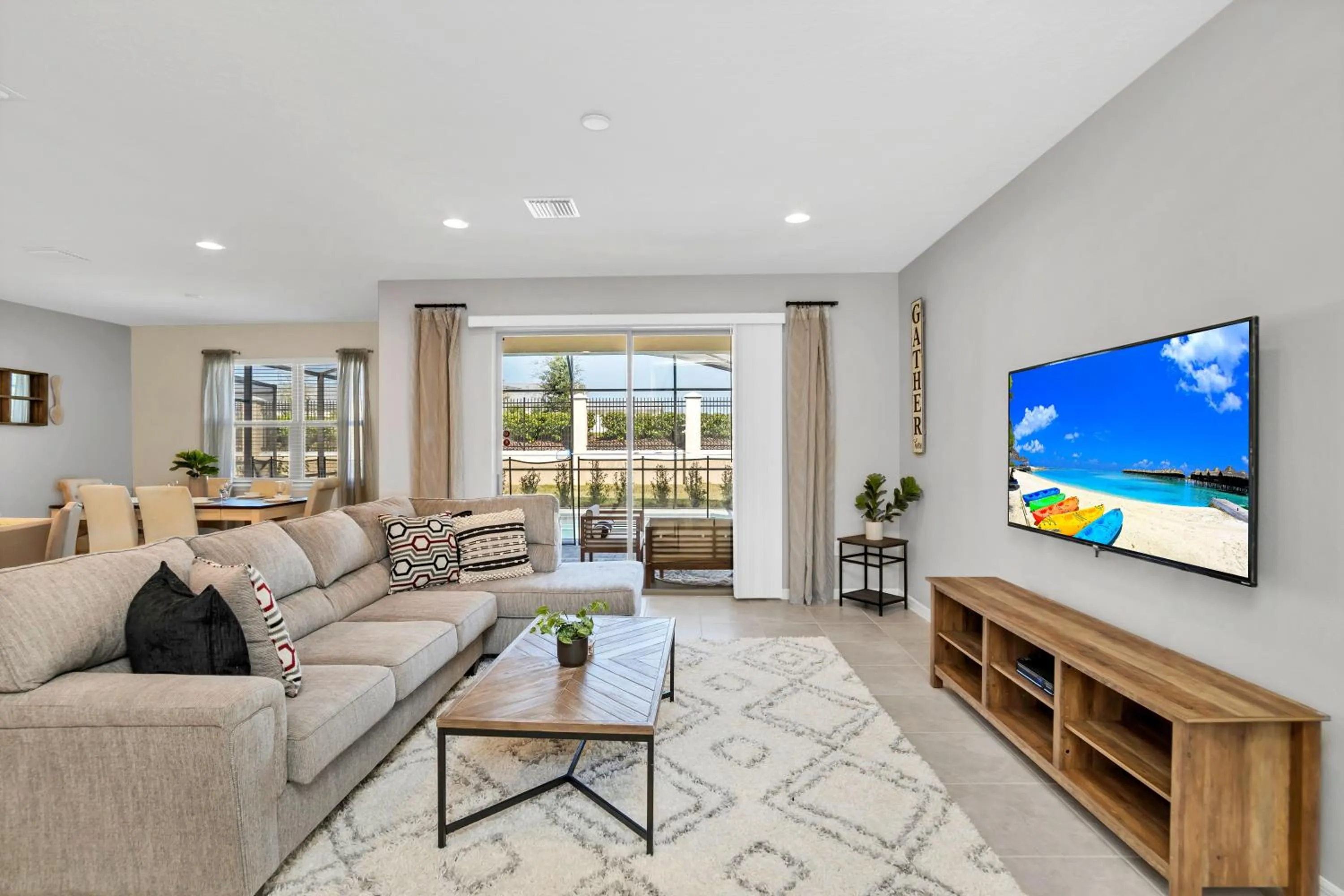 Private Villa wPool, BBQ,FREE Water Park Access