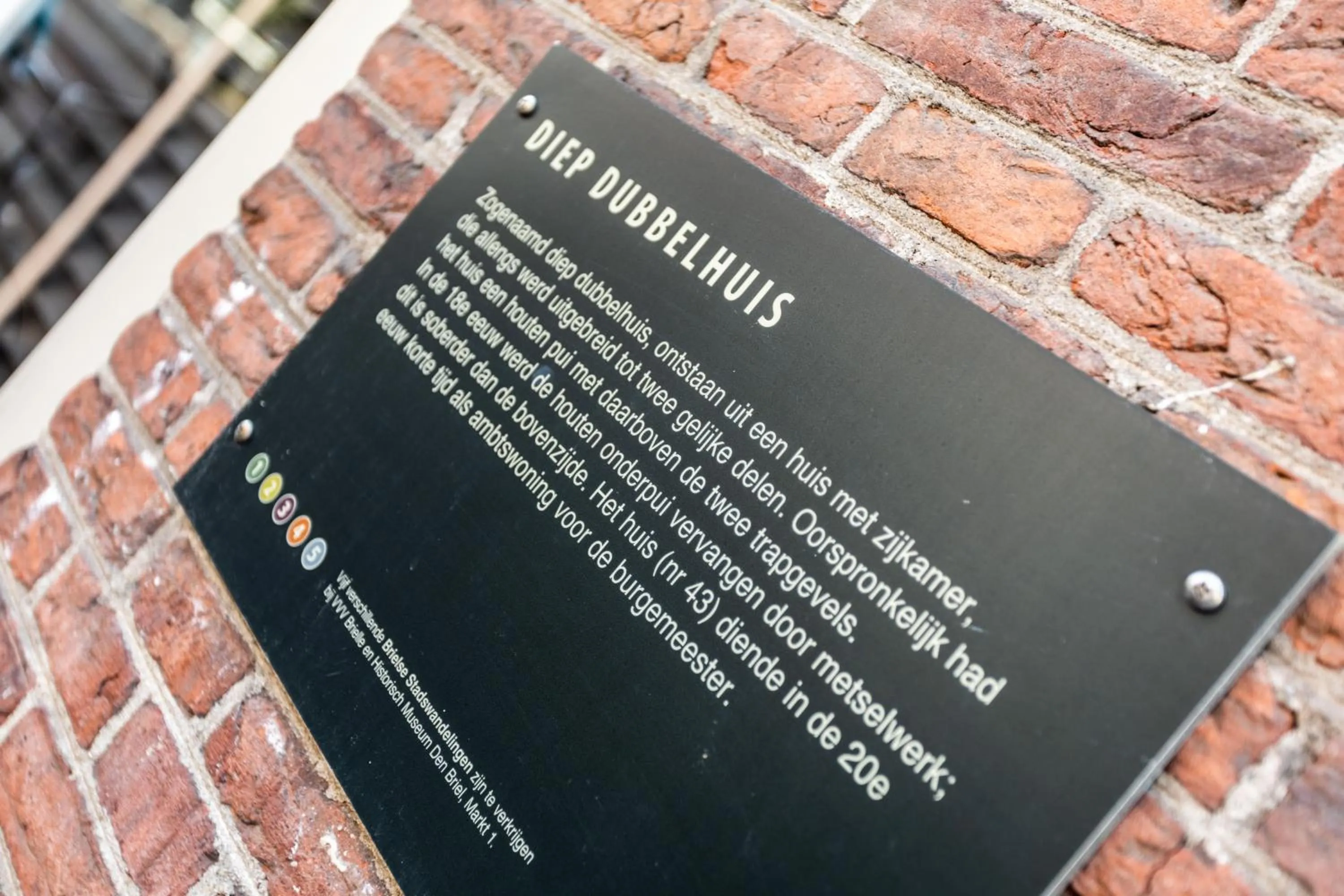 Logo/Certificate/Sign in Poorter Boutique Hotel Brielle