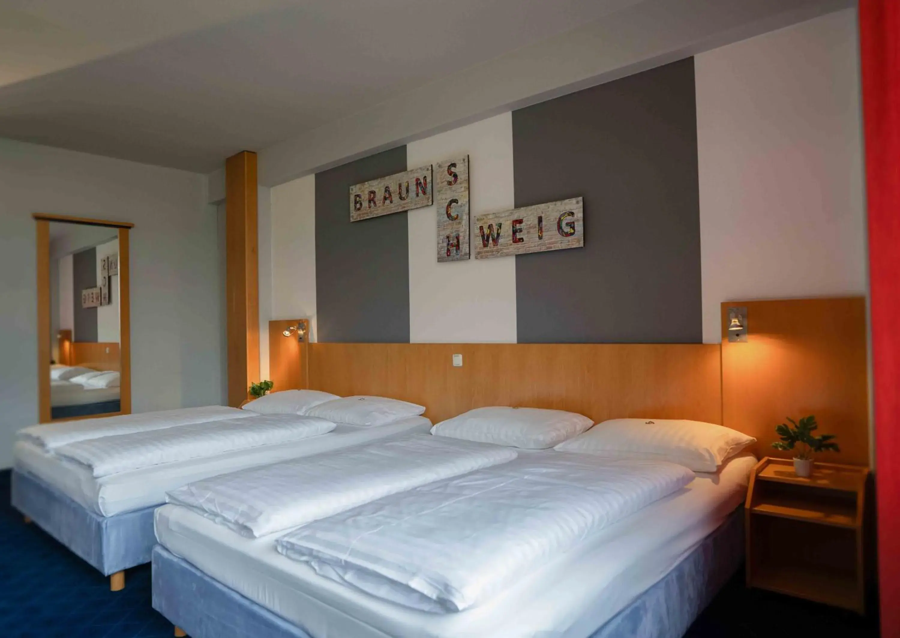 Family Room in Plaza Inn Braunschweig City Nord Family Room in Plaza Inn Braunschweig City Nord