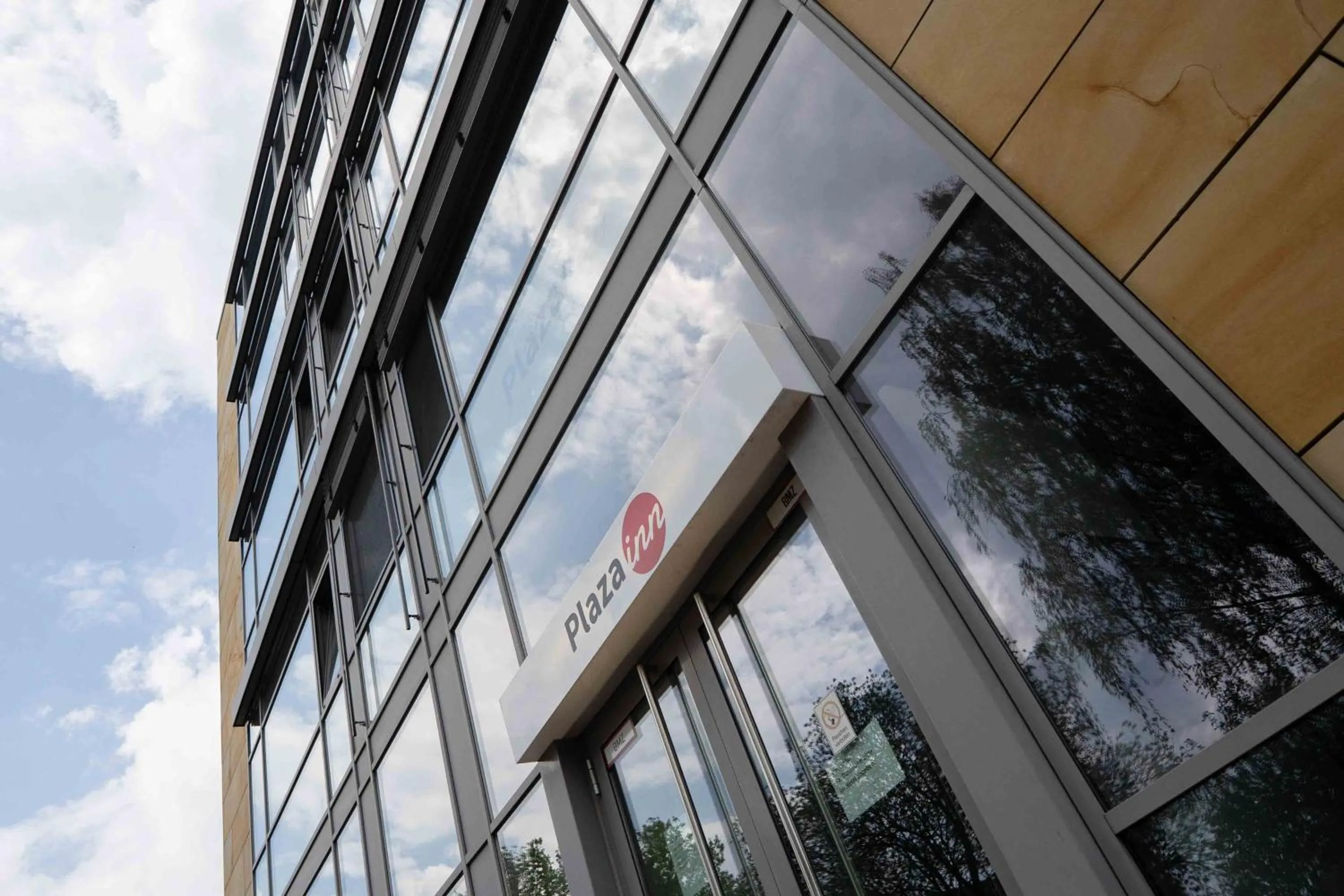 Property building in Plaza Inn Braunschweig City Nord