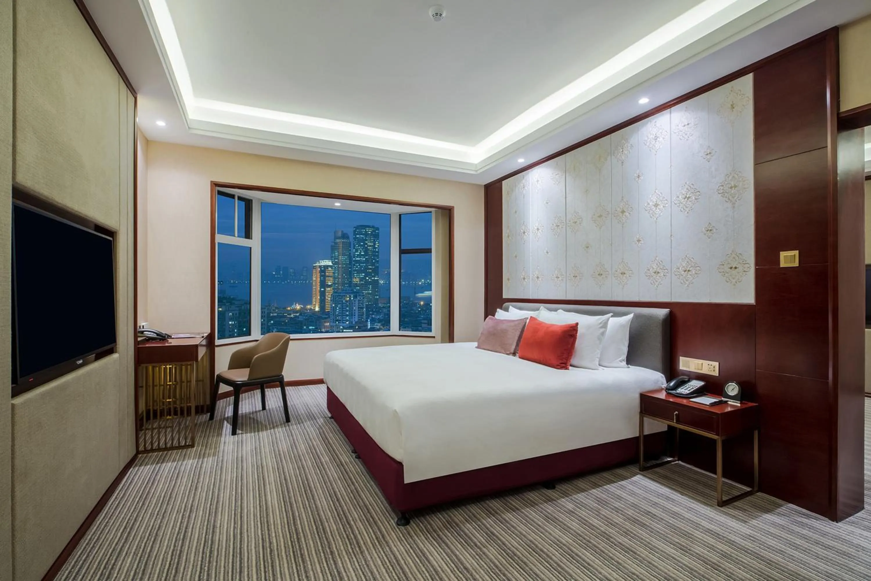 Bedroom, Bed in Millennium Harbourview Hotel Xiamen
